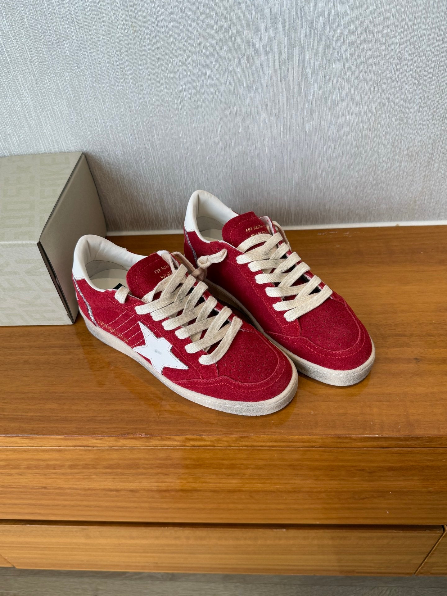 LuxluxHouse Best Quality Shoes Golden Goose