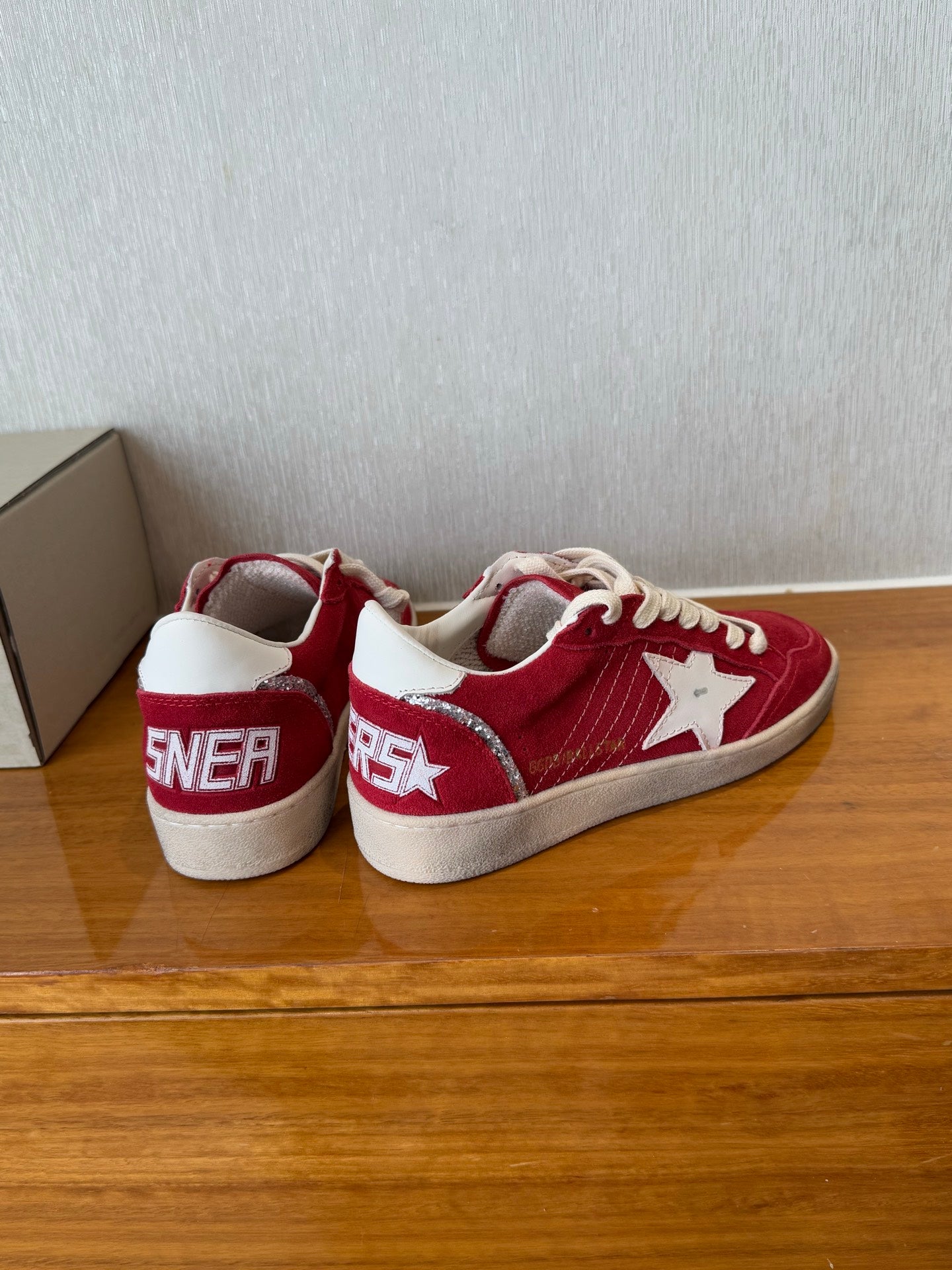 LuxluxHouse Best Quality Shoes Golden Goose