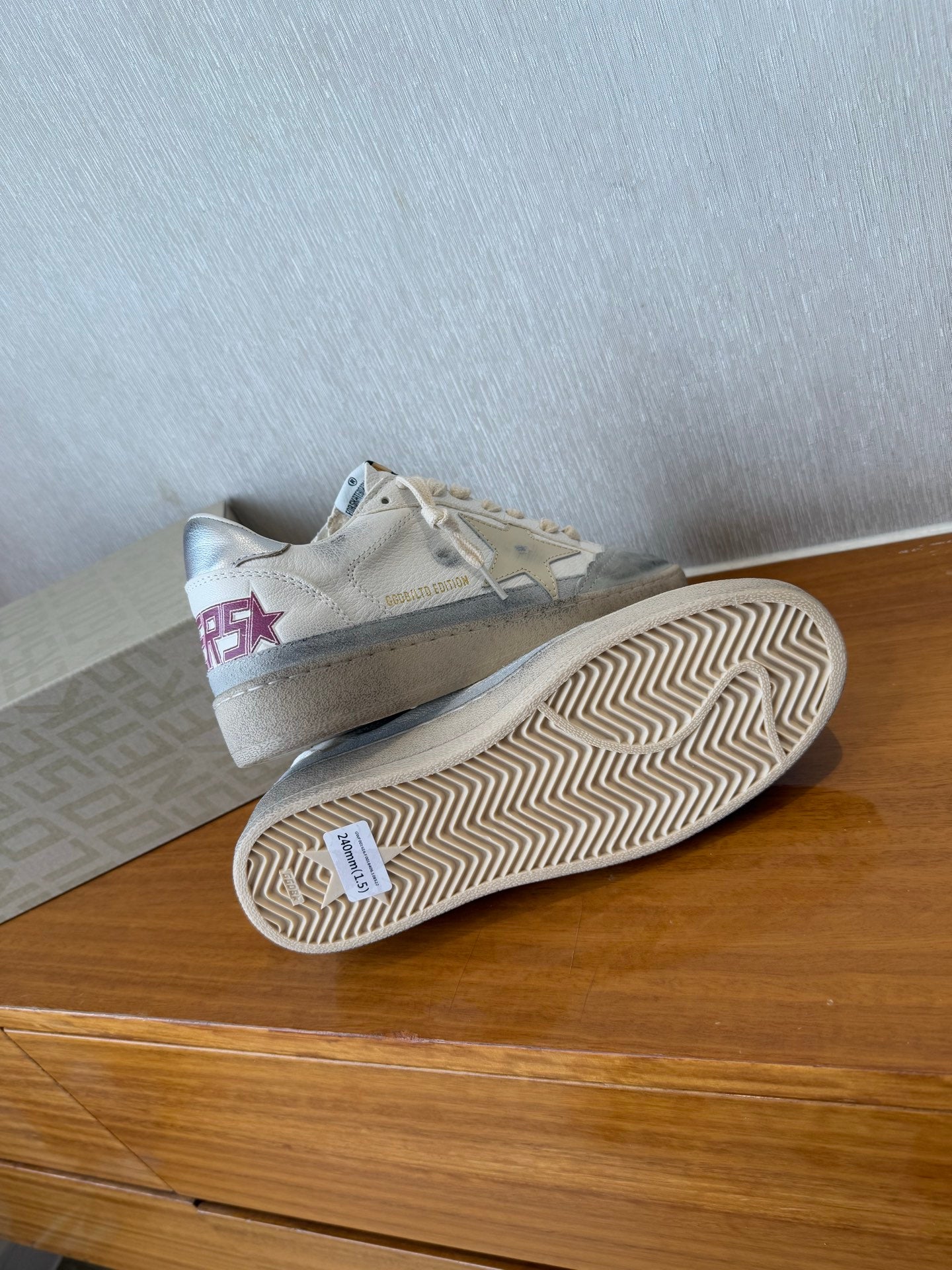 LuxluxHouse Best Quality Shoes Golden Goose