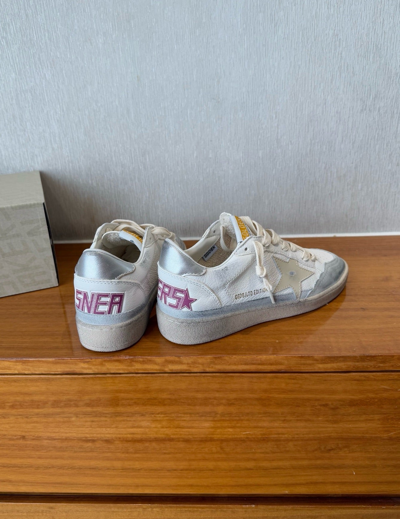 LuxluxHouse Best Quality Shoes Golden Goose