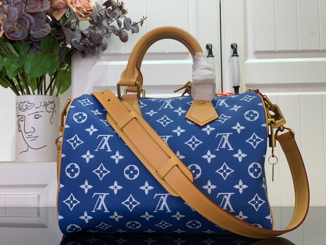 LuxluxHouse Best Quality Bags Louis Vuitton Women Men