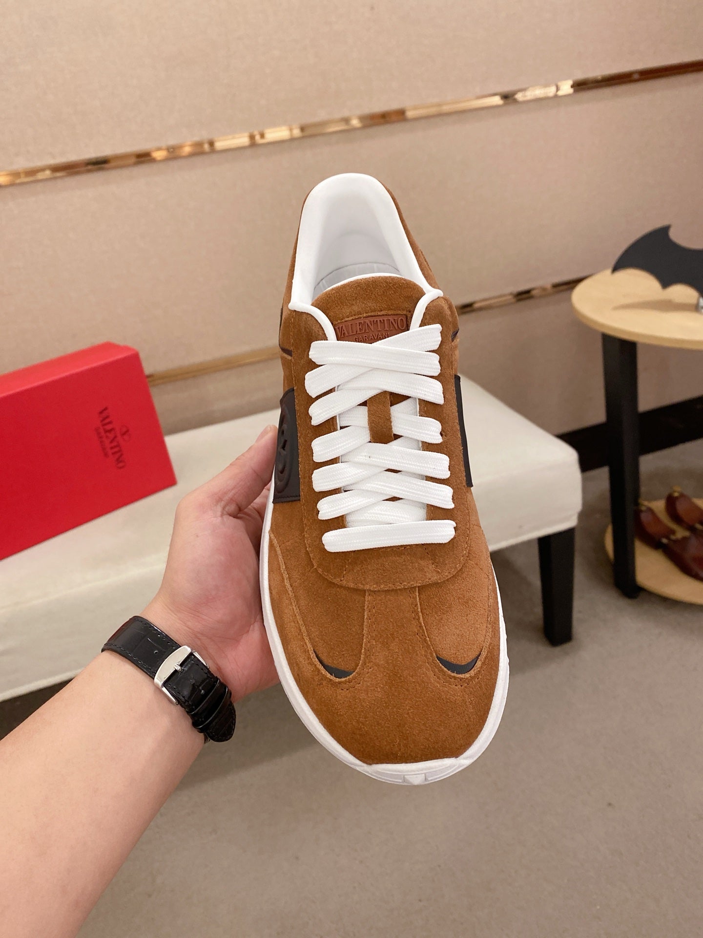 LuxluxHouse Best Quality Shoes Valentino