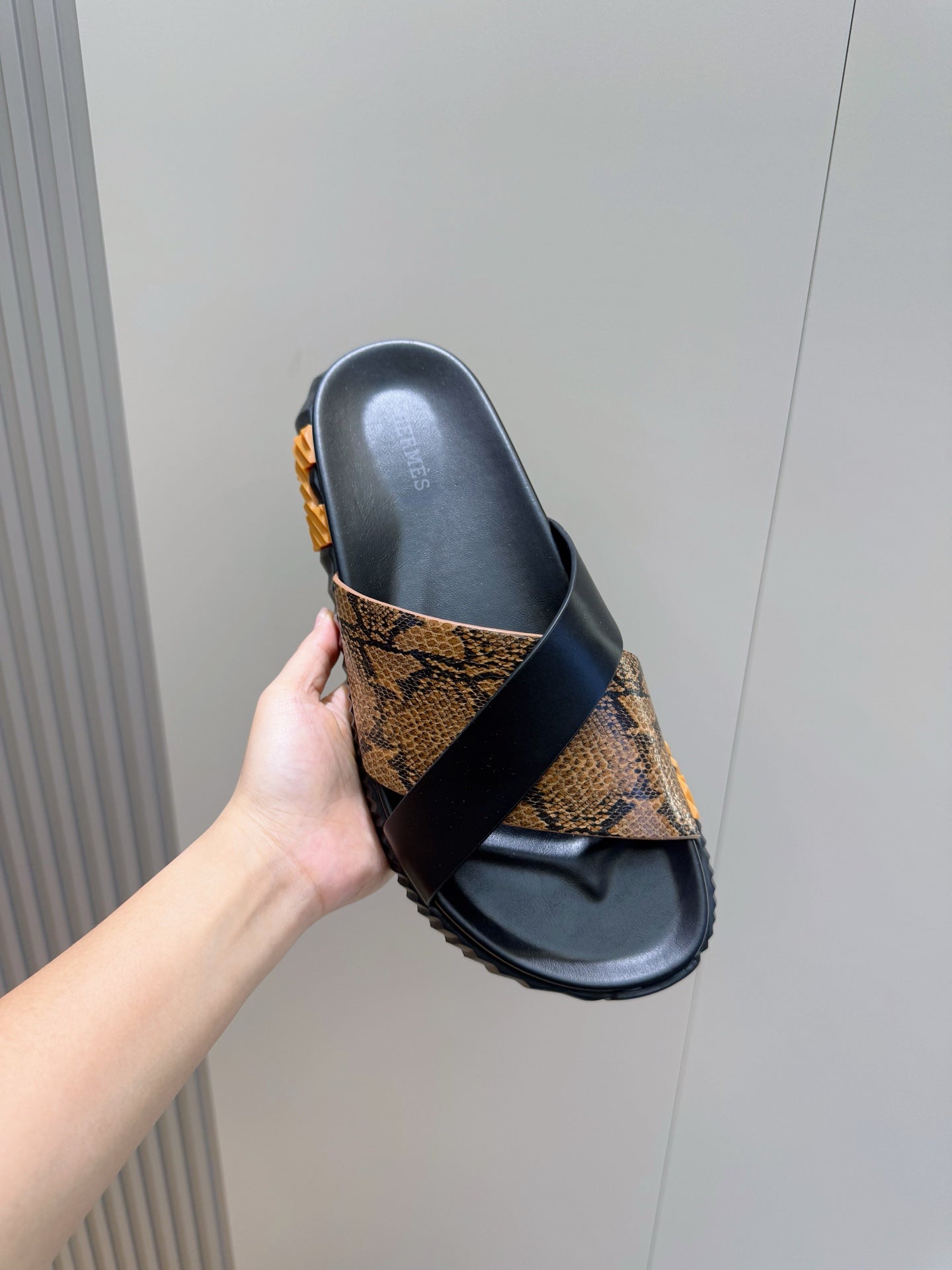 LuxluxHouse Best Quality Sandals Hermes