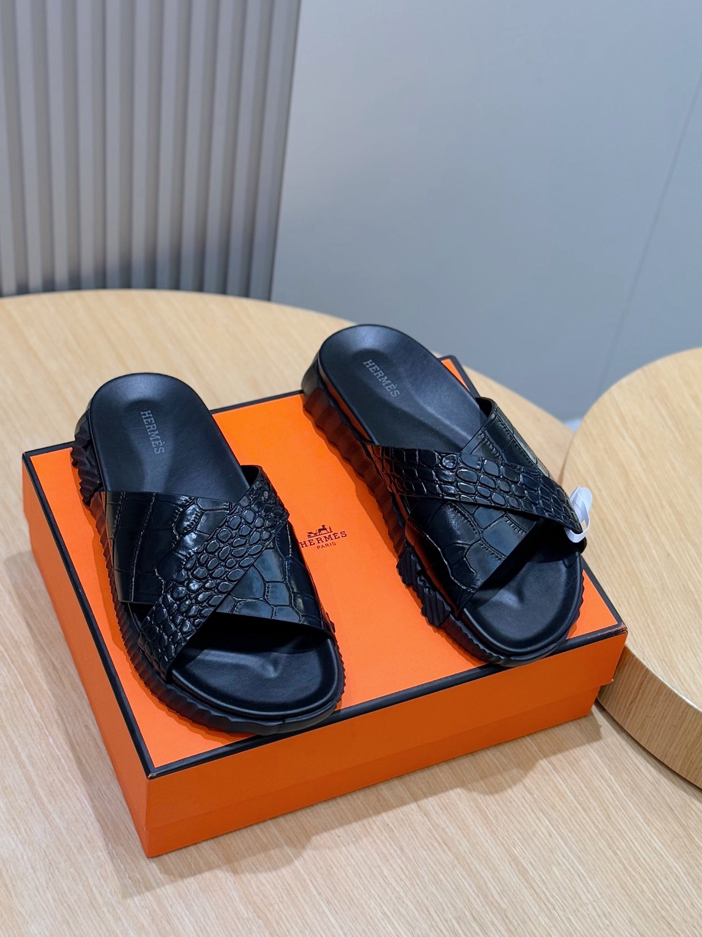 LuxluxHouse Best Quality Sandals Hermes