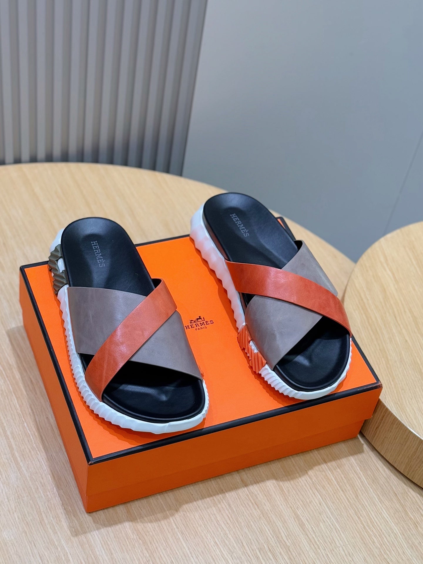 LuxluxHouse Best Quality Sandals Hermes