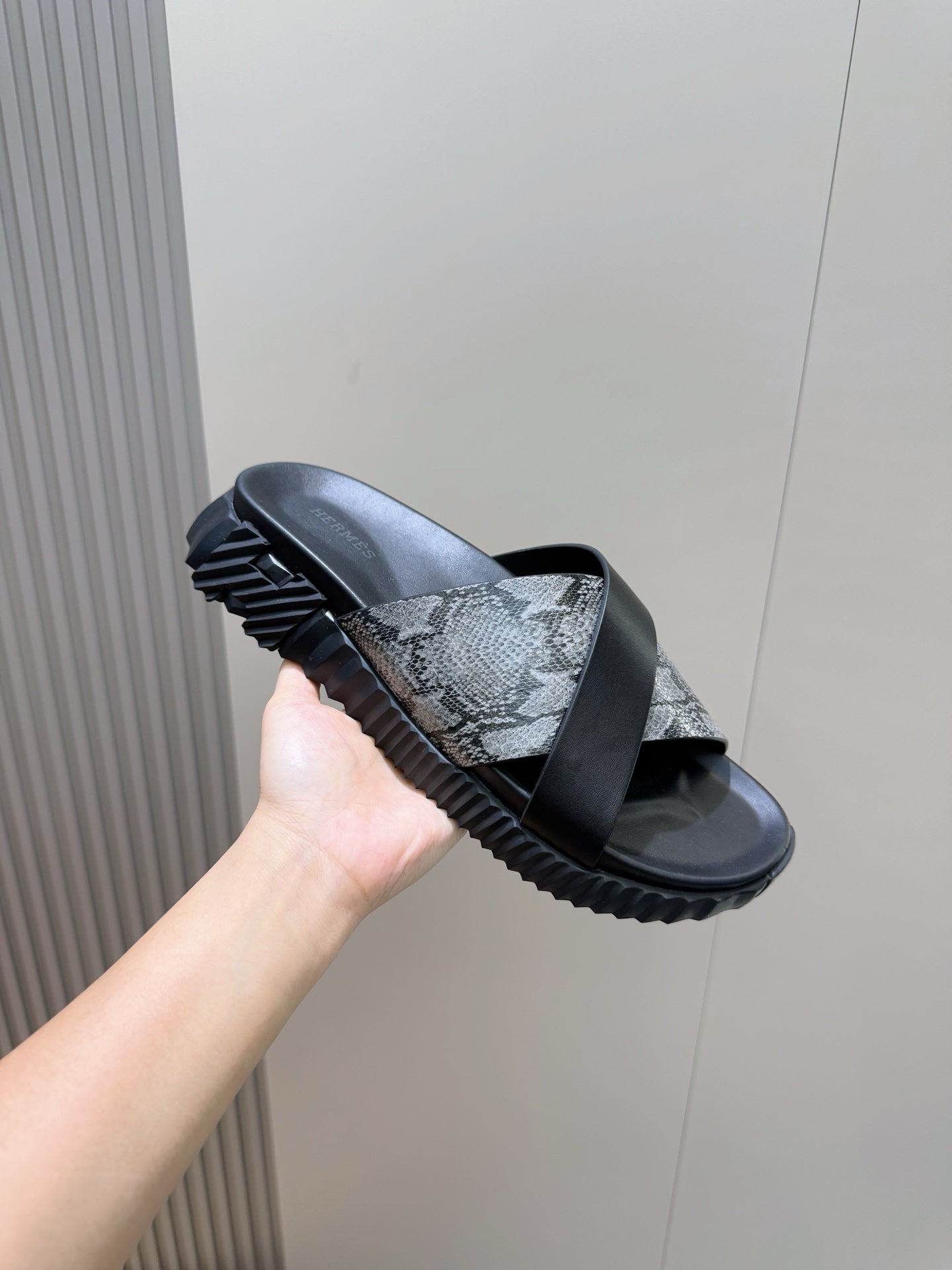 LuxluxHouse Best Quality Sandals Hermes