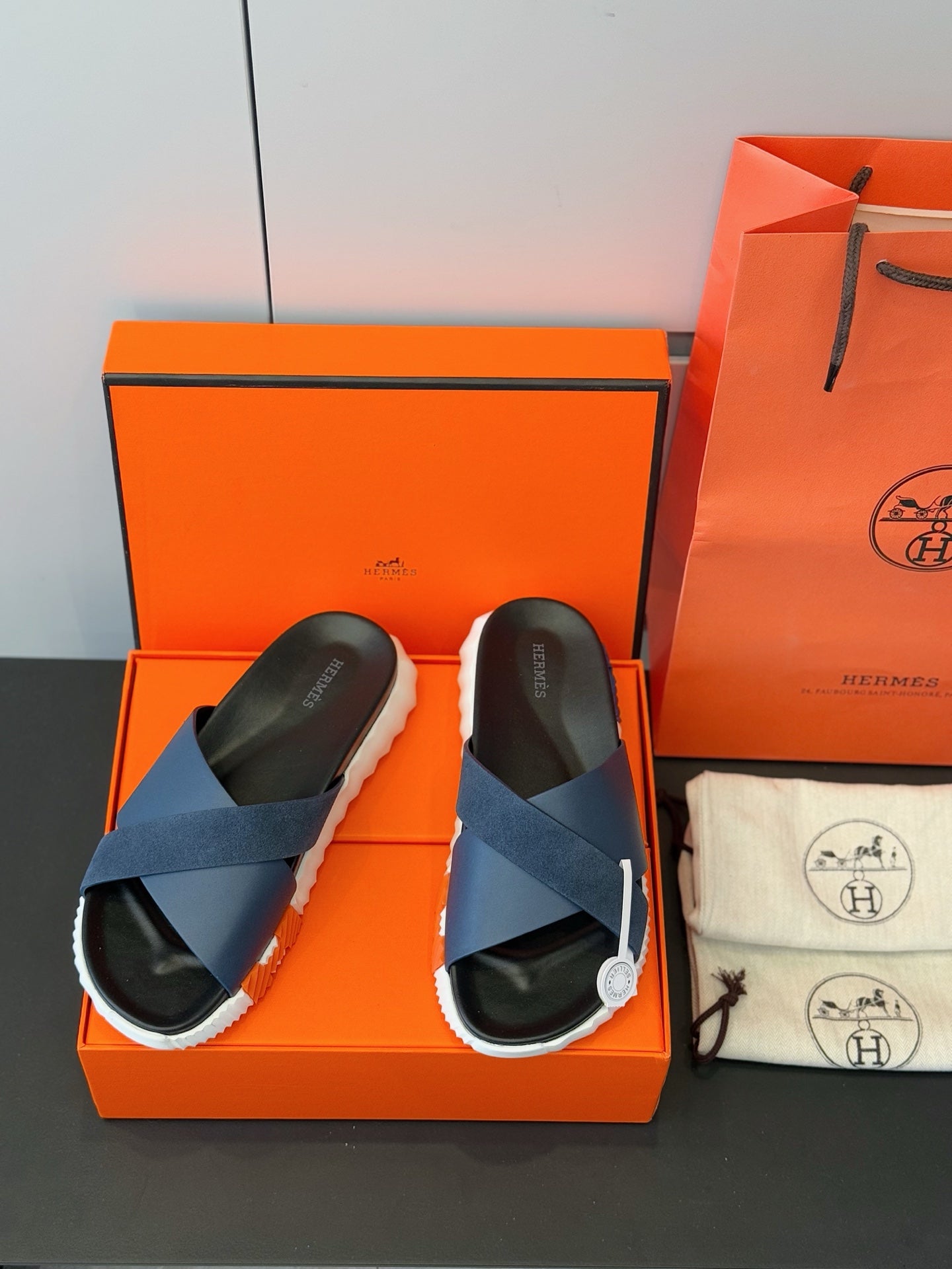 LuxluxHouse Best Quality Sandals Hermes