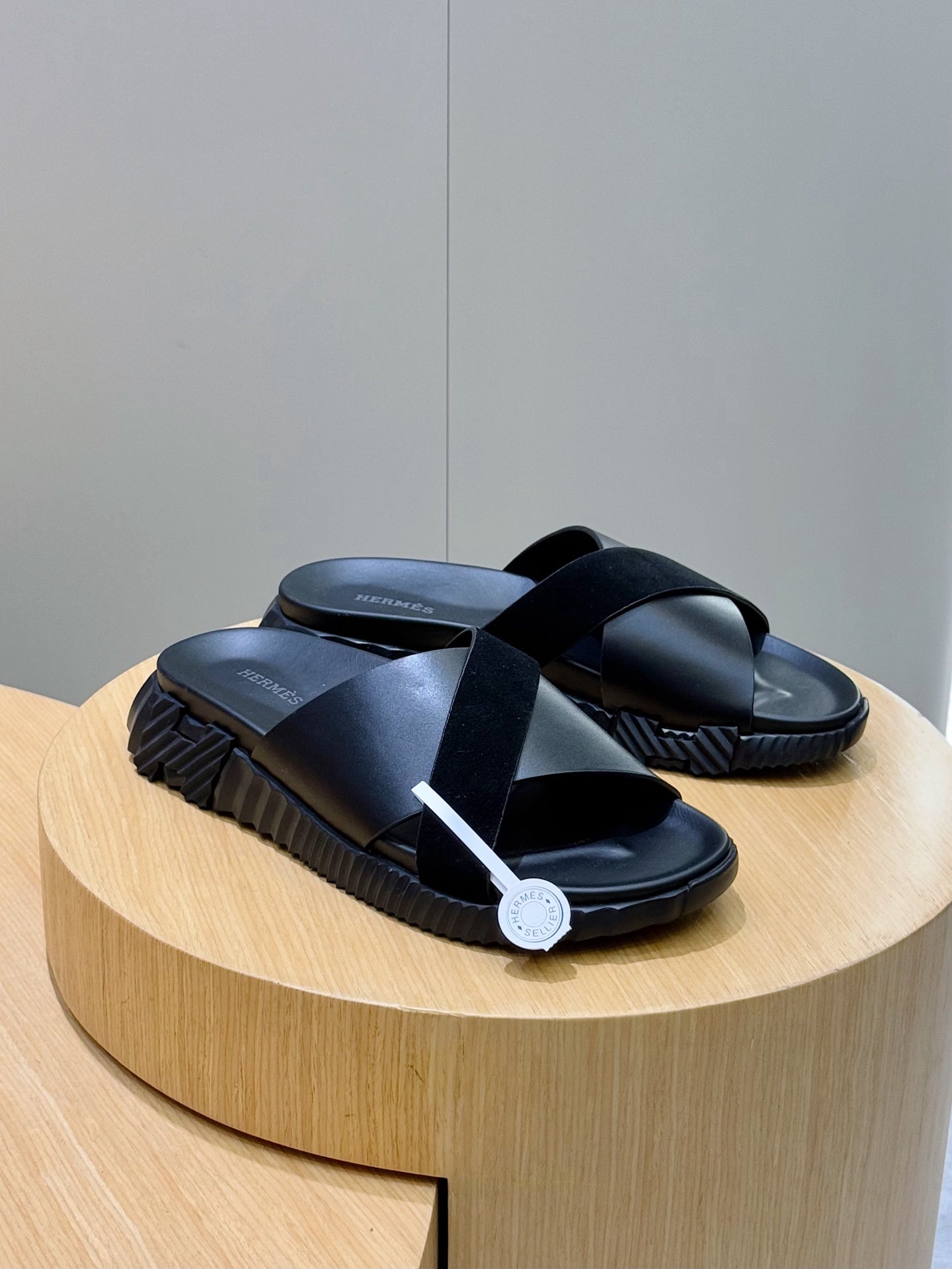 LuxluxHouse Best Quality Sandals Hermes