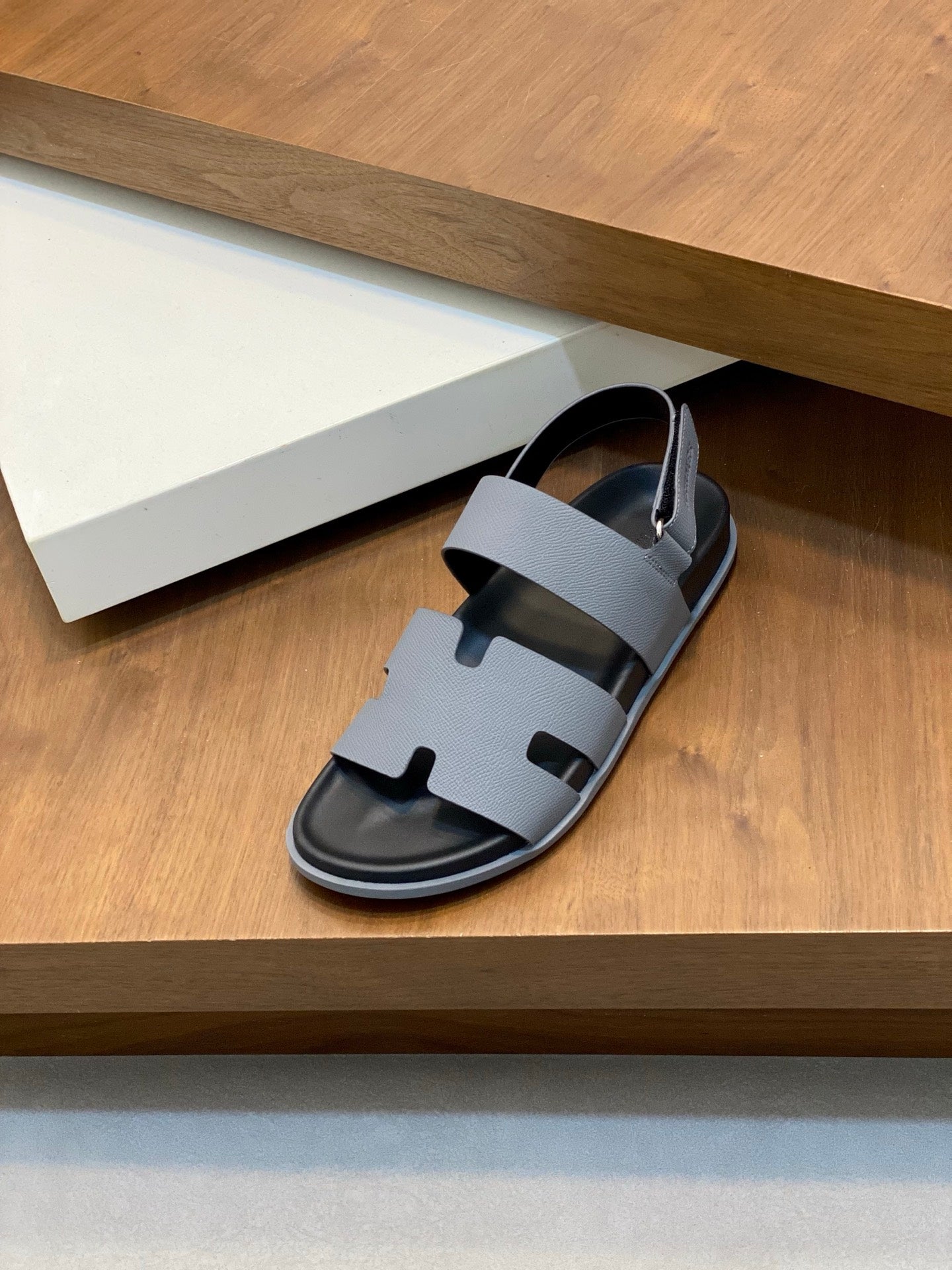 LuxluxHouse Best Quality Sandals Hermes