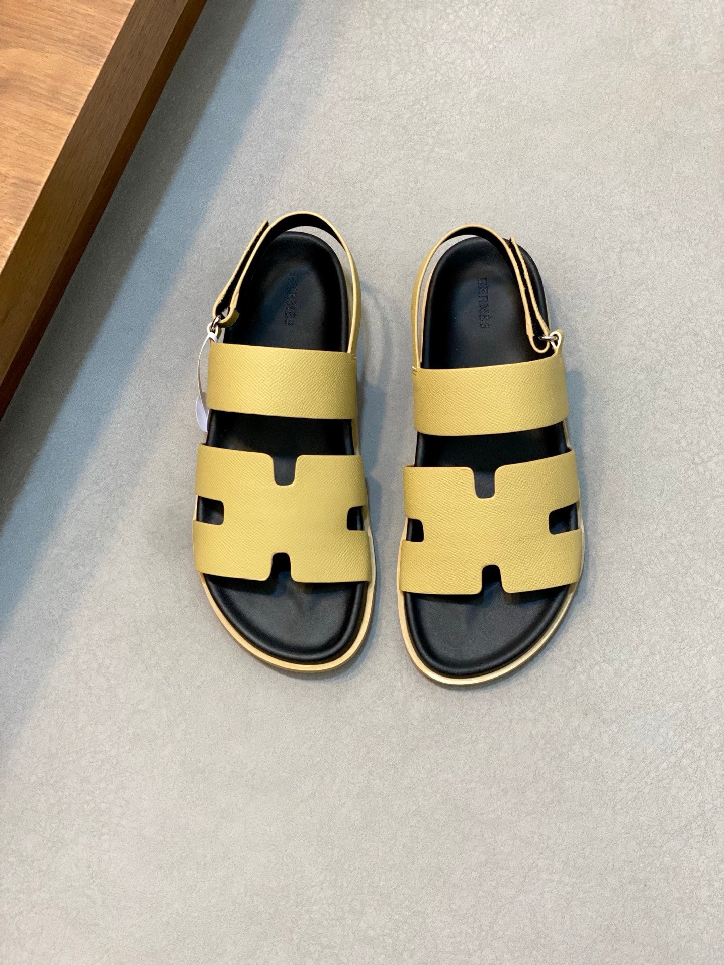 LuxluxHouse Best Quality Sandals Hermes