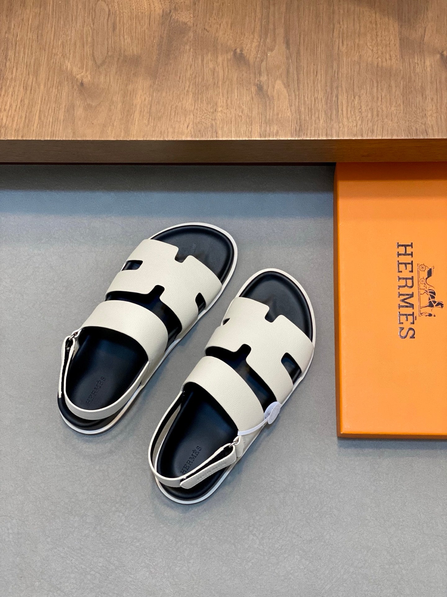 LuxluxHouse Best Quality Sandals Hermes