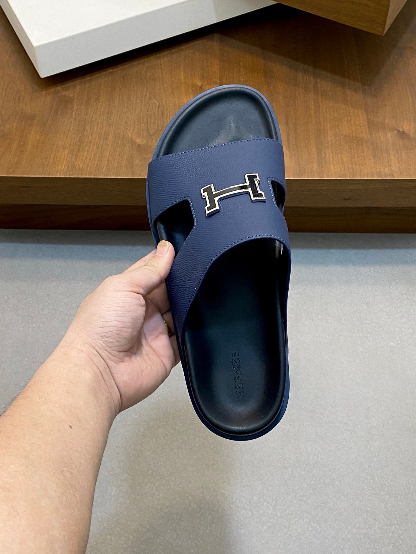 LuxluxHouse Best Quality Sandals Hermes