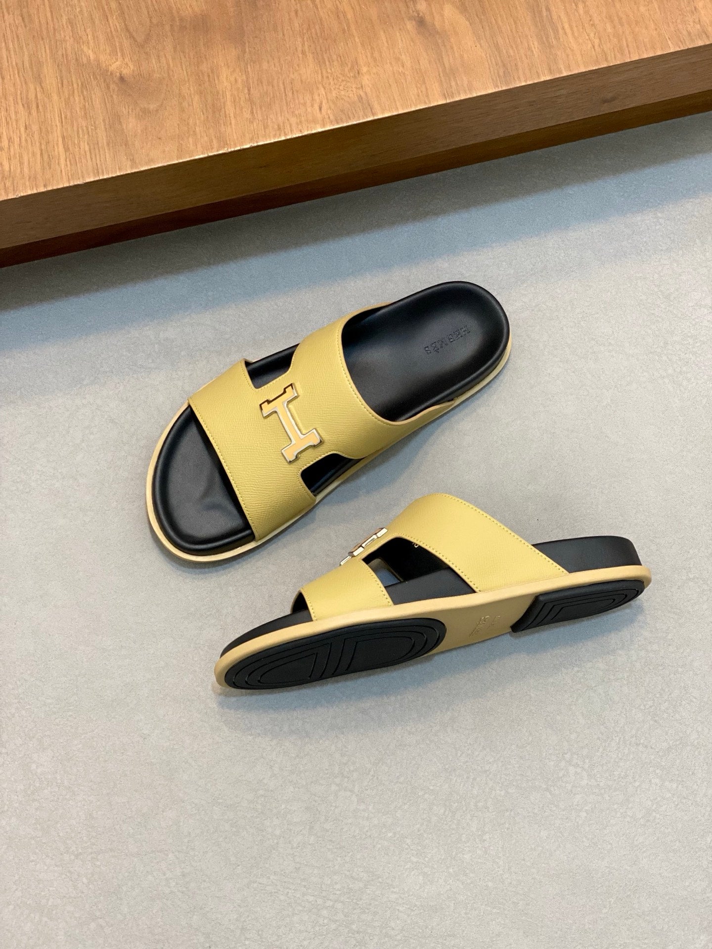 LuxluxHouse Best Quality Sandals Hermes