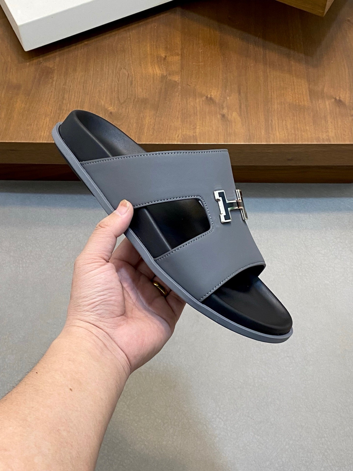LuxluxHouse Best Quality Sandals Hermes