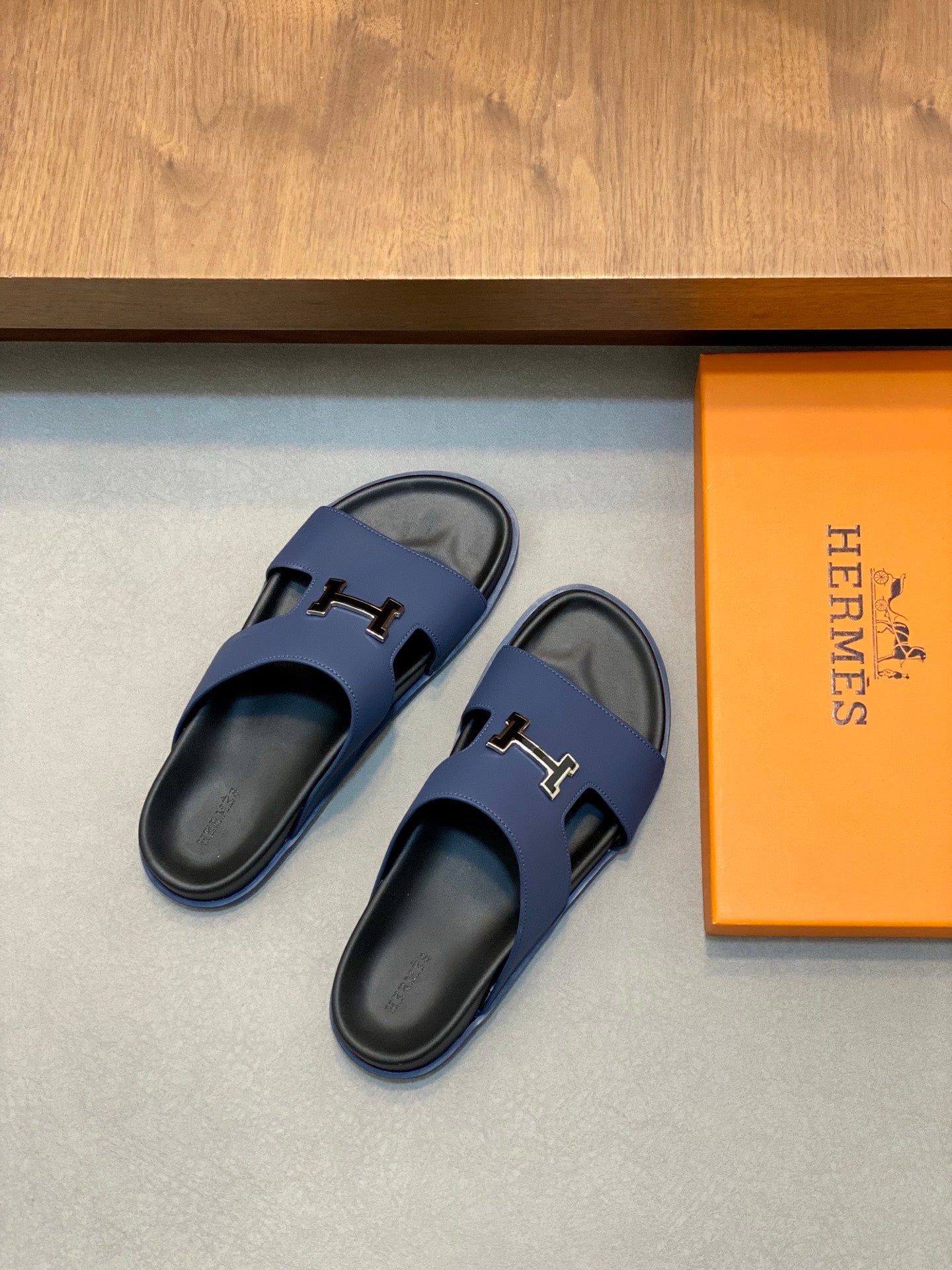 LuxluxHouse Best Quality Sandals Hermes