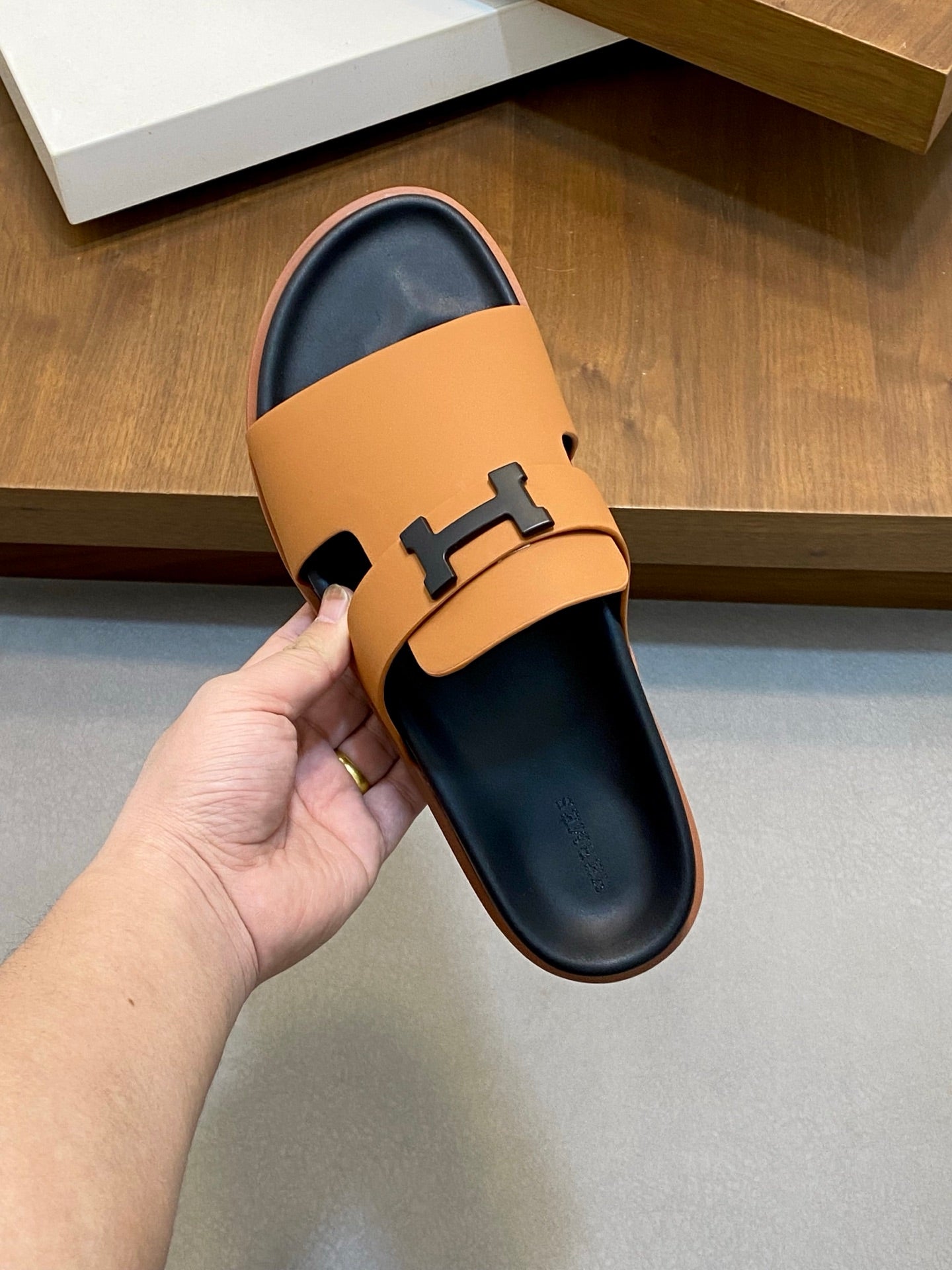 LuxluxHouse Best Quality Sandals Hermes