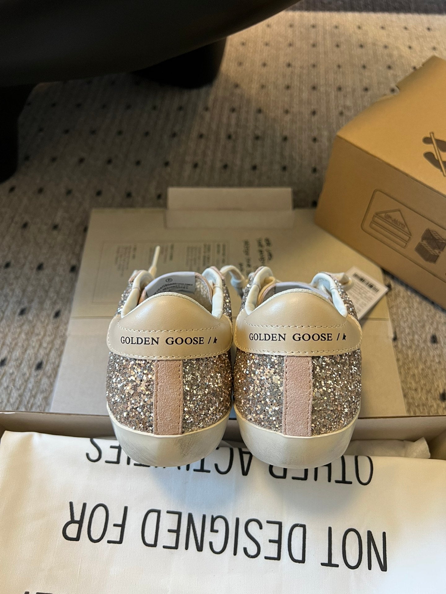 LuxluxHouse Best Quality Shoes Golden Goose