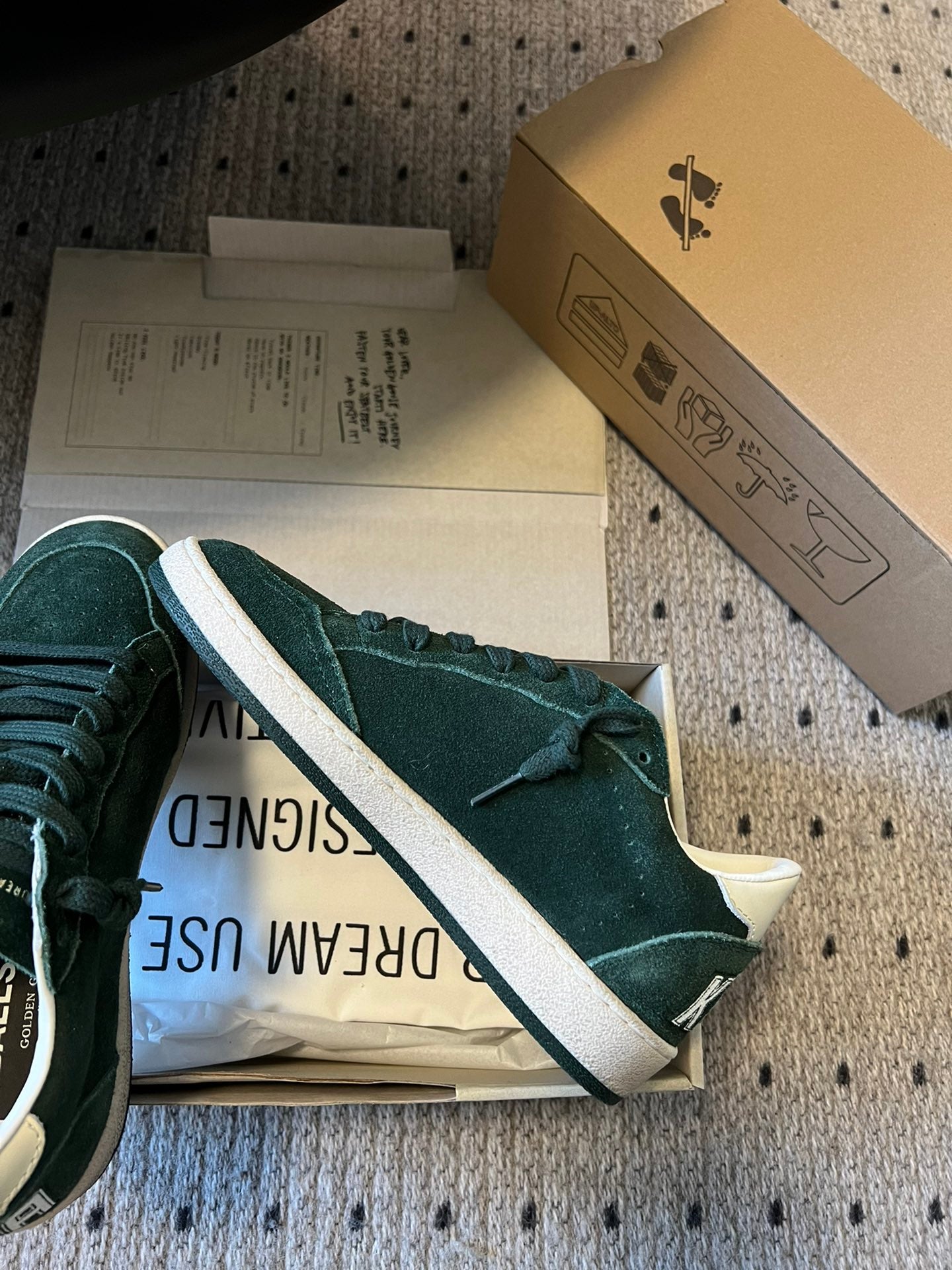 LuxluxHouse Best Quality Shoes Golden Goose