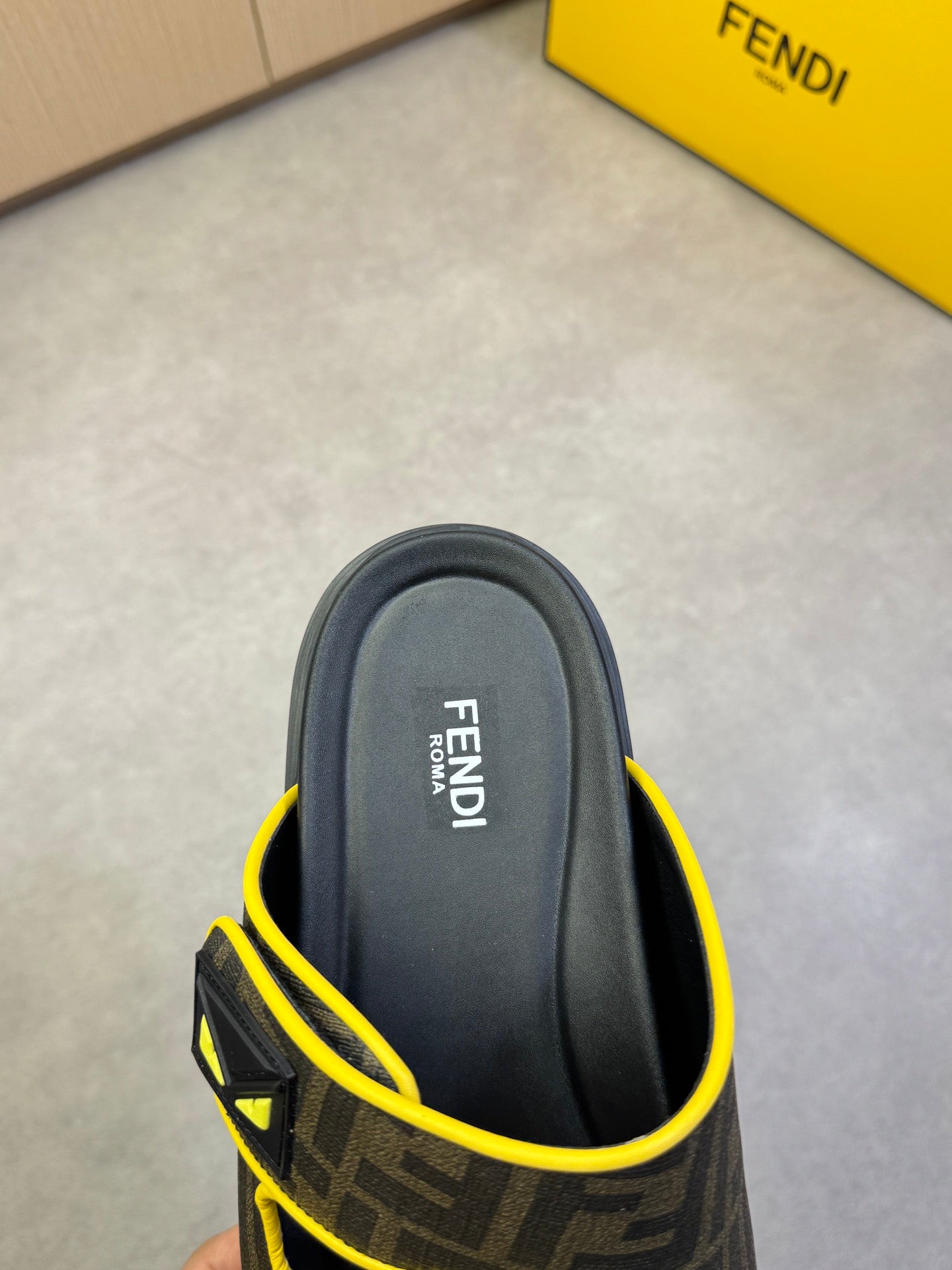 LuxluxHouse Best Quality Sandals Fendi