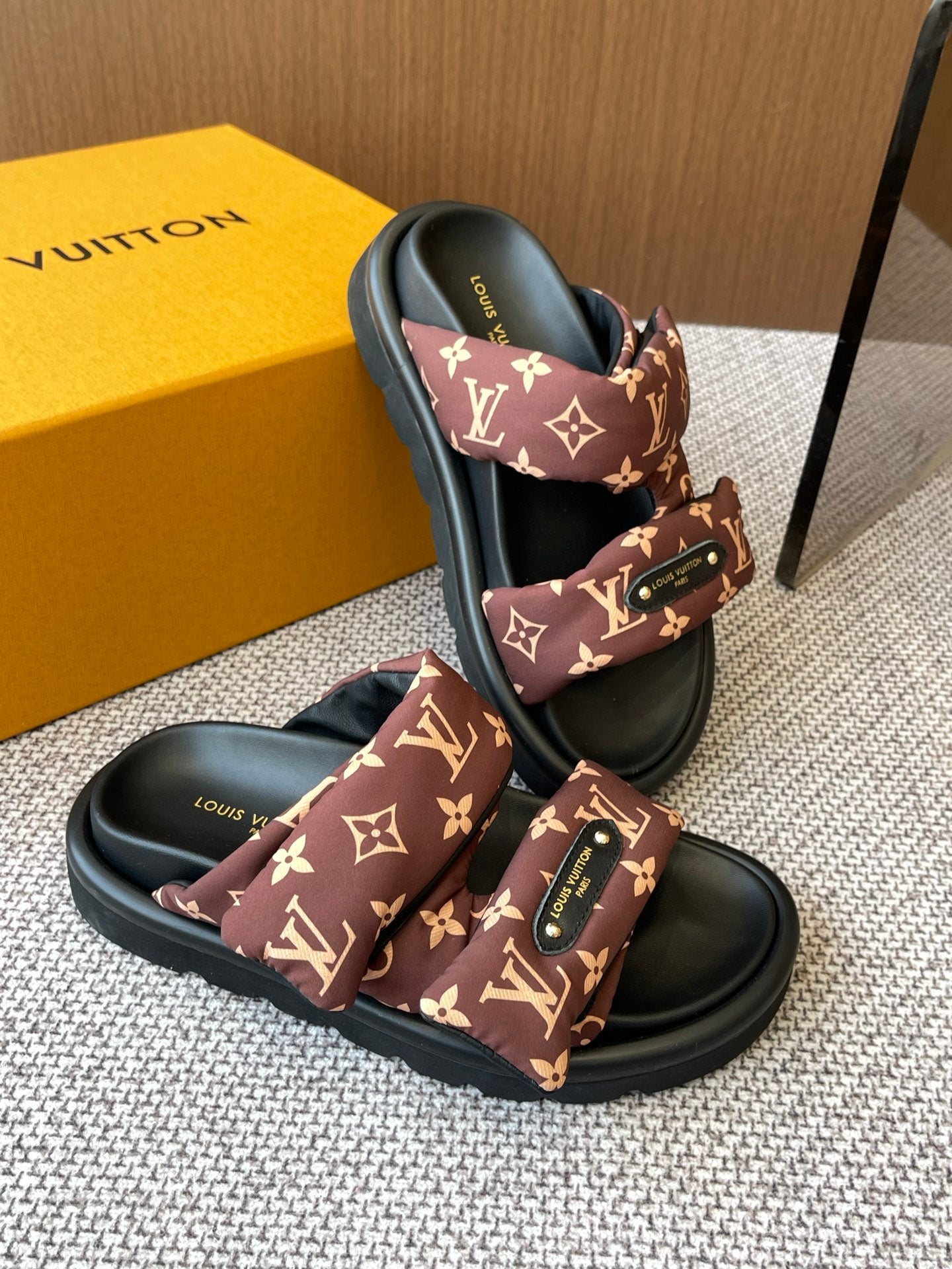 LuxluxHouse Best Quality Women Shoes Louis Vuitton