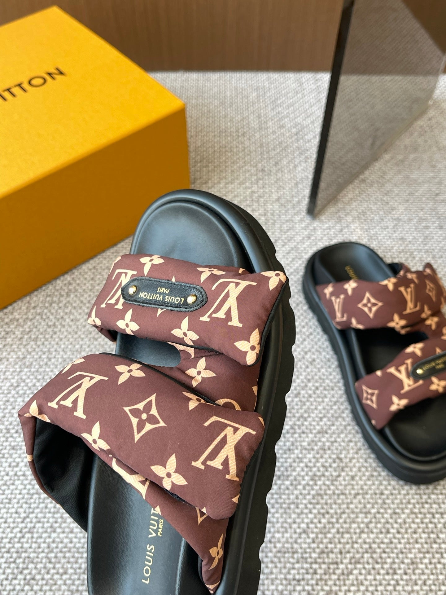 LuxluxHouse Best Quality Women Shoes Louis Vuitton