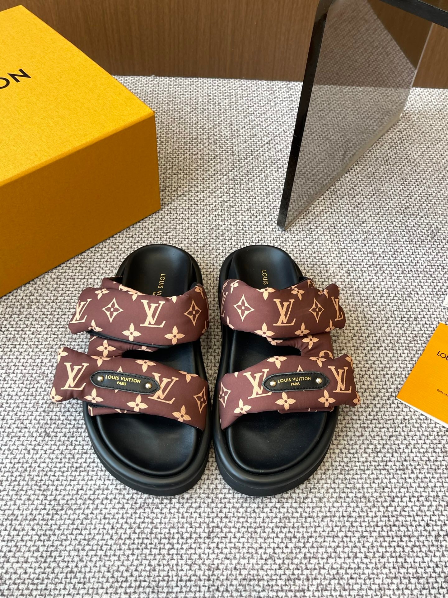 LuxluxHouse Best Quality Women Shoes Louis Vuitton
