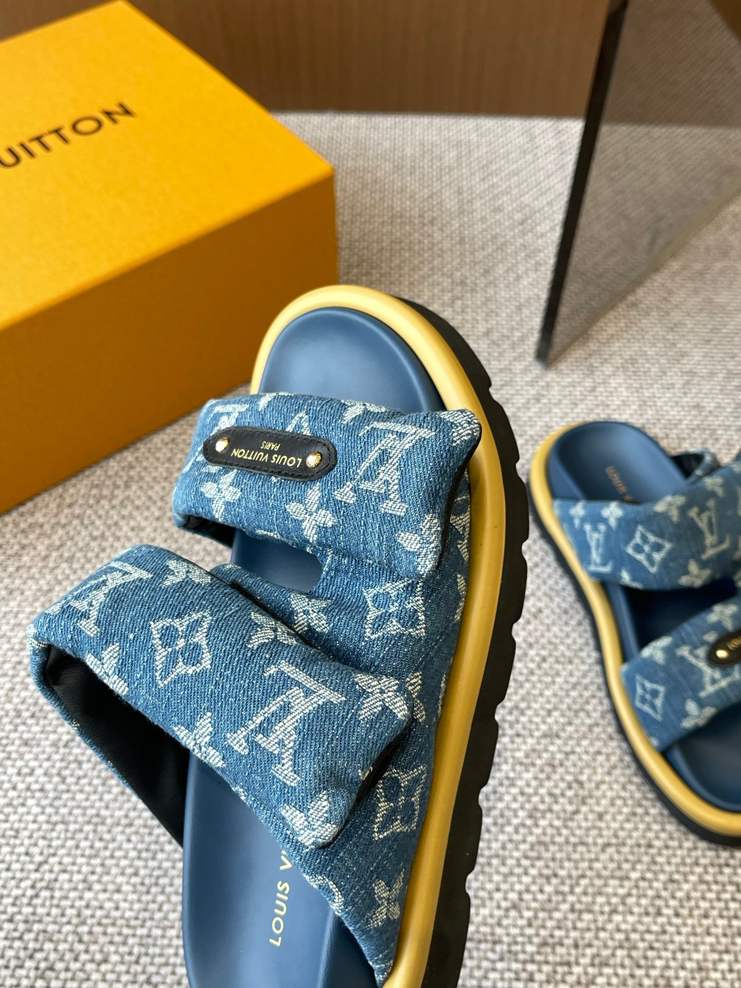 LuxluxHouse Best Quality Women Shoes Louis Vuitton