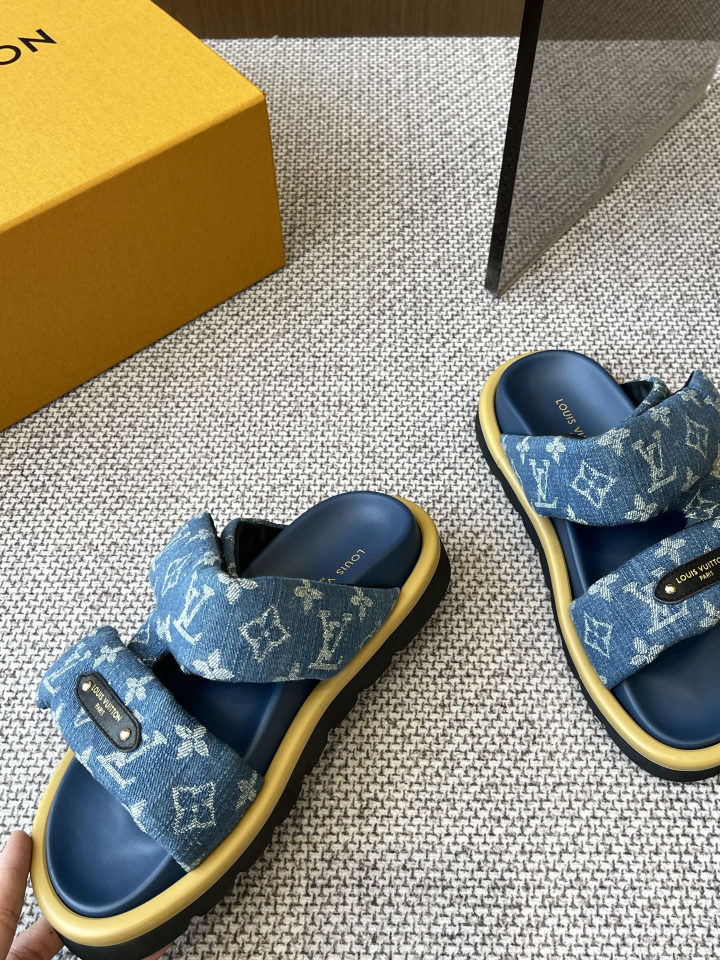LuxluxHouse Best Quality Women Shoes Louis Vuitton