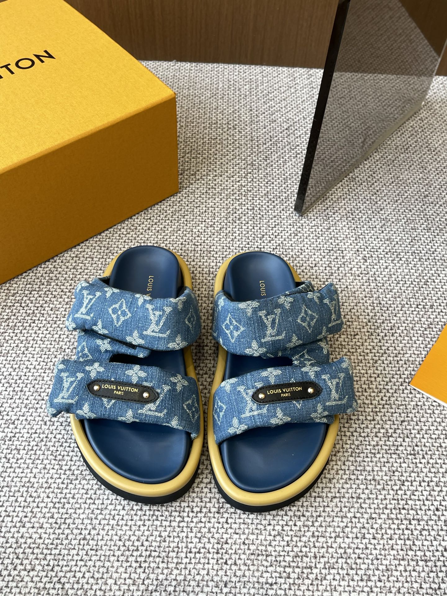 LuxluxHouse Best Quality Women Shoes Louis Vuitton