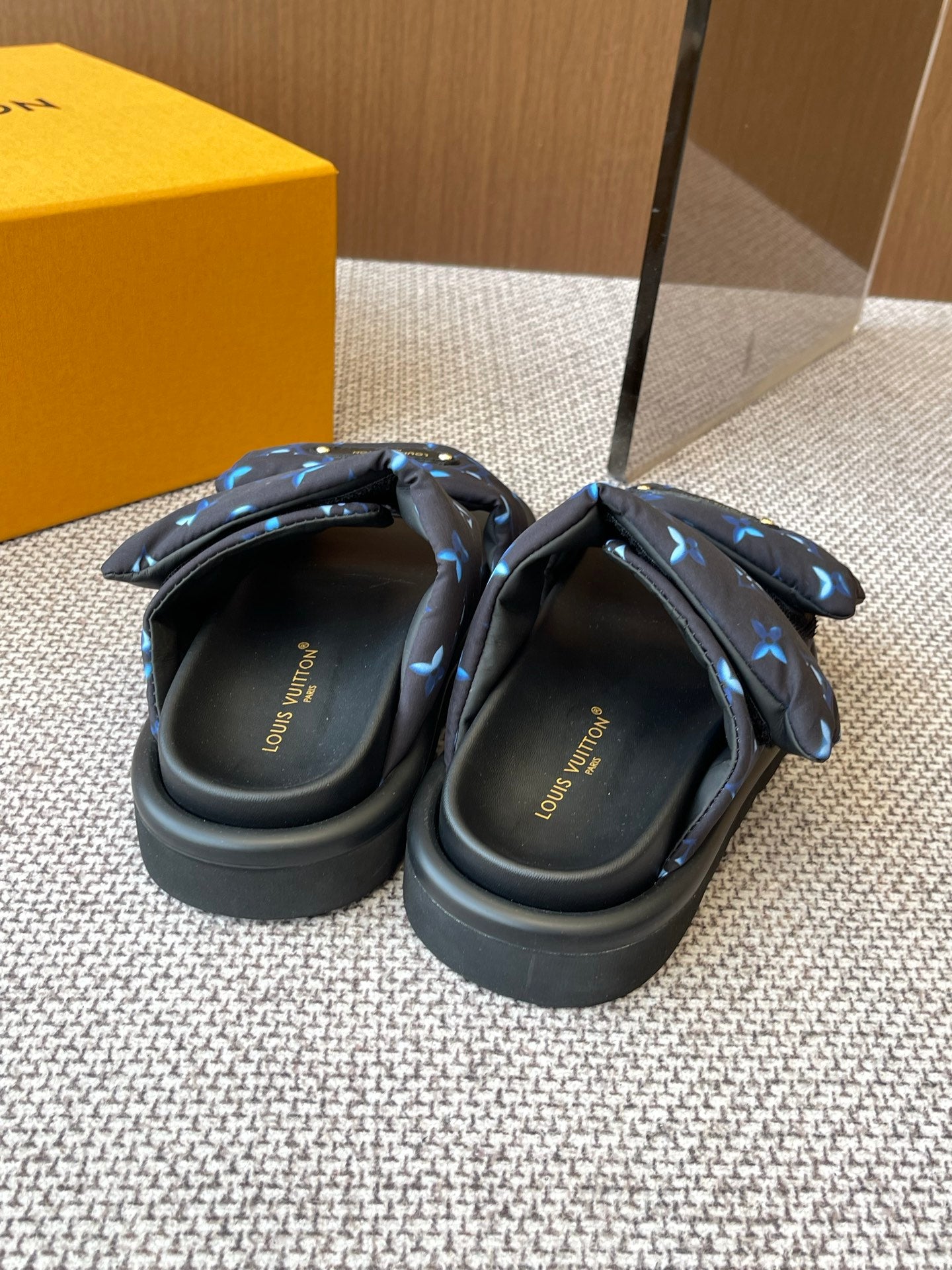 LuxluxHouse Best Quality Women Shoes Louis Vuitton