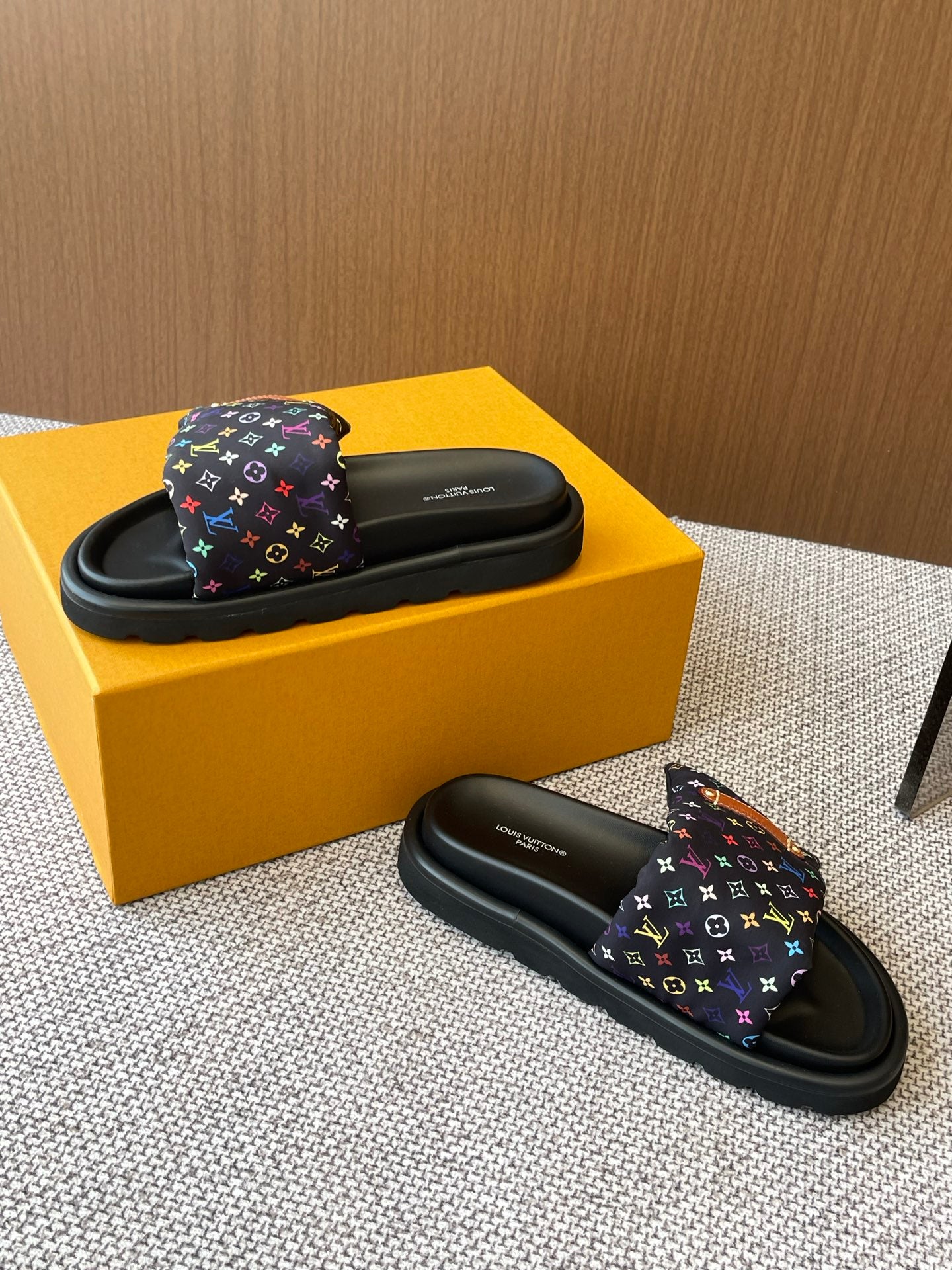 LuxluxHouse Best Quality Women Shoes Louis Vuitton