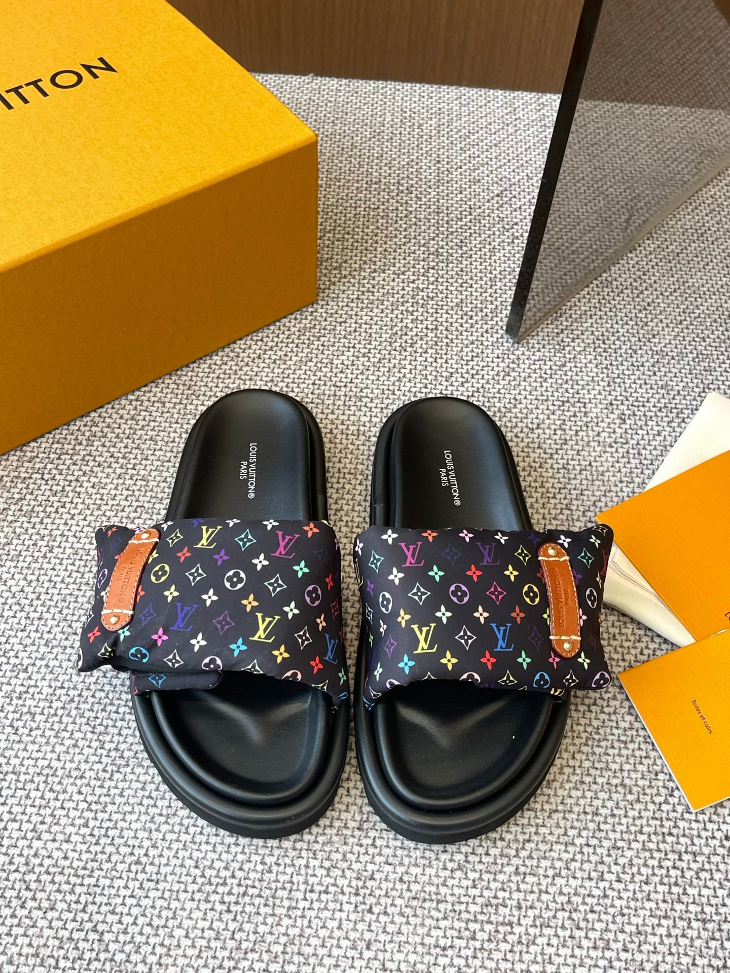 LuxluxHouse Best Quality Women Shoes Louis Vuitton