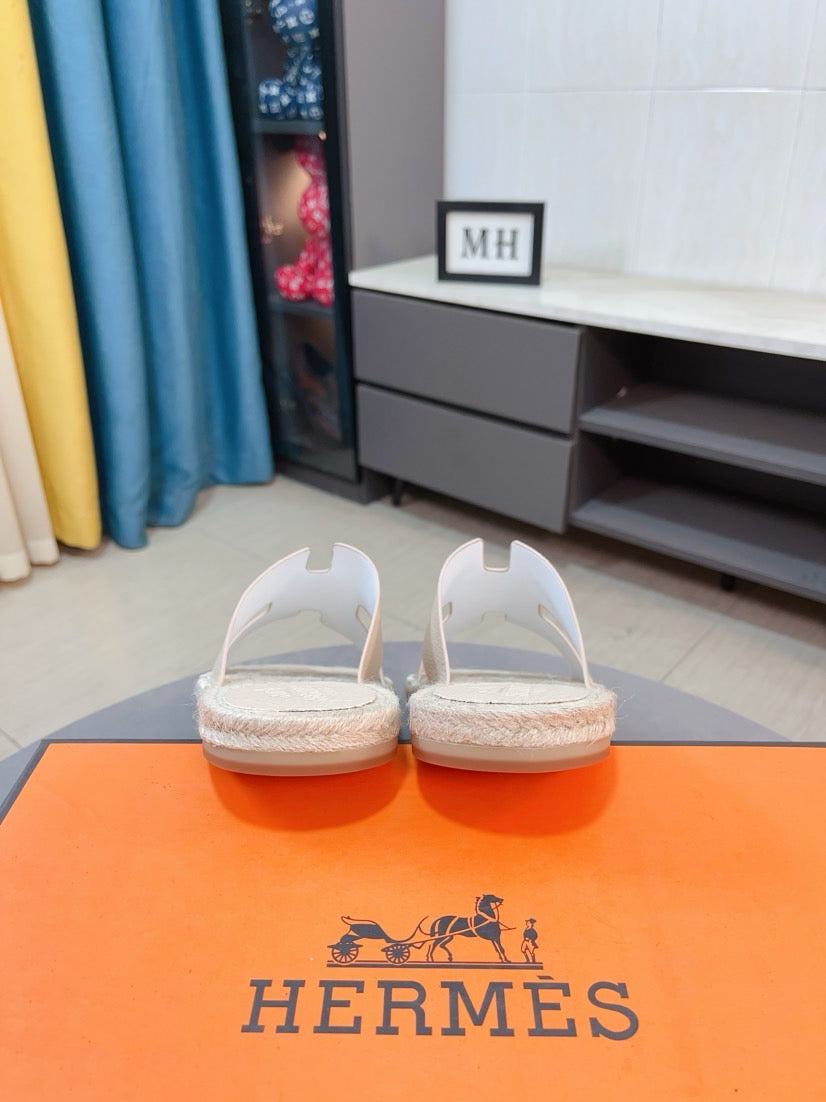 LuxluxHouse Best Quality Sandals Hermes