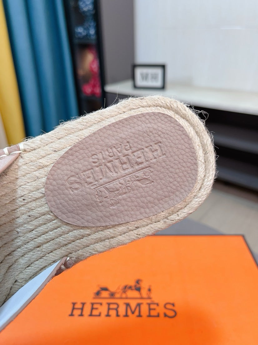 LuxluxHouse Best Quality Sandals Hermes