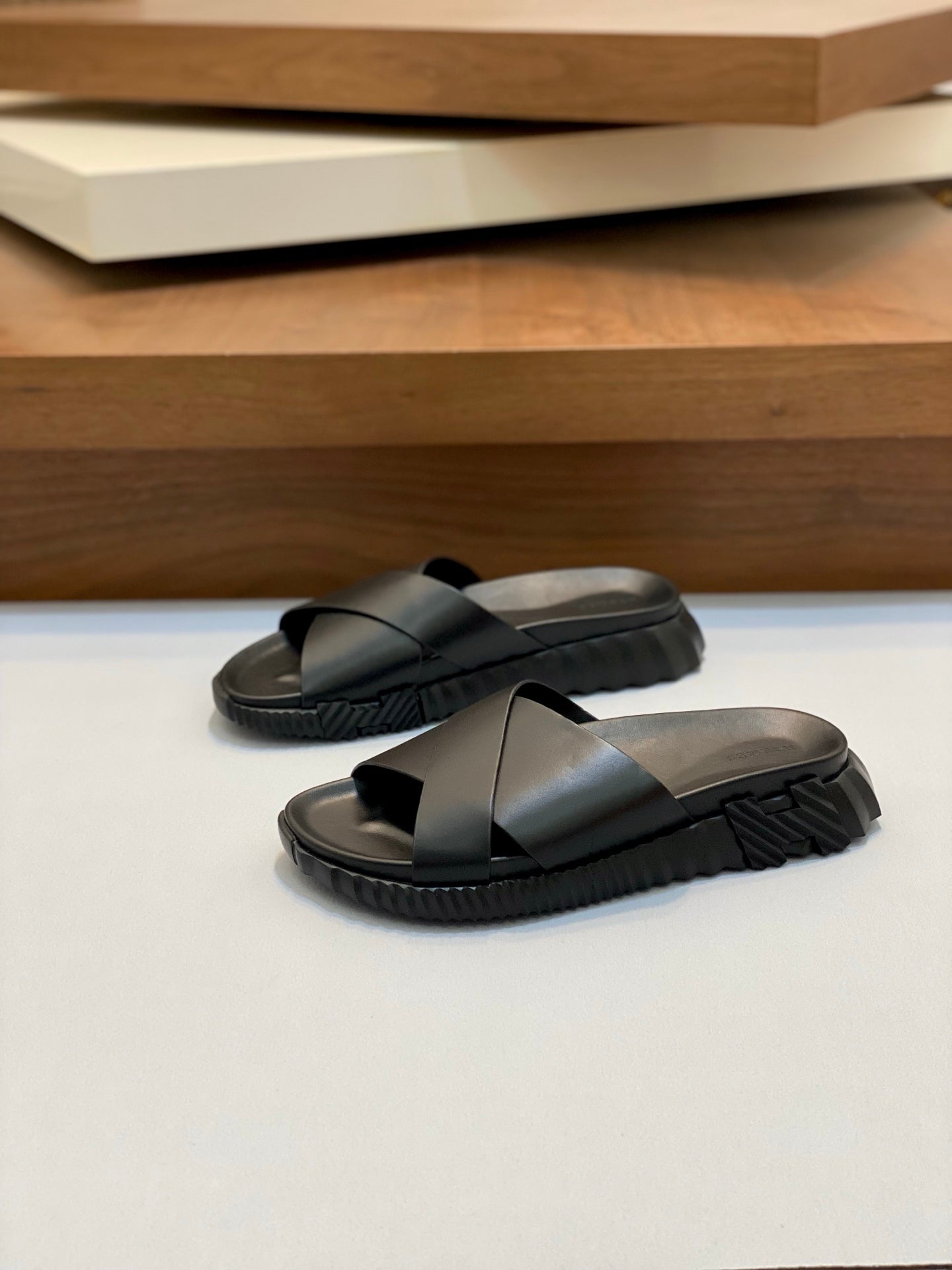LuxluxHouse Best Quality Sandals Hermes