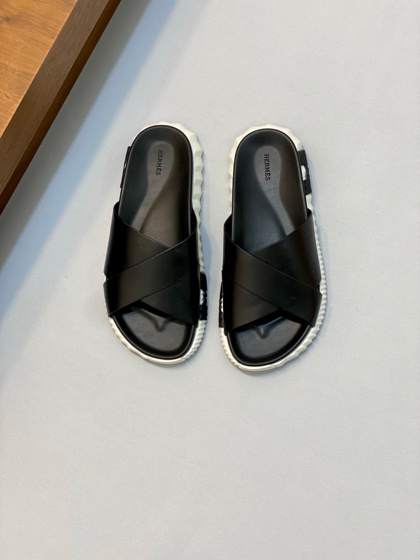 LuxluxHouse Best Quality Sandals Hermes