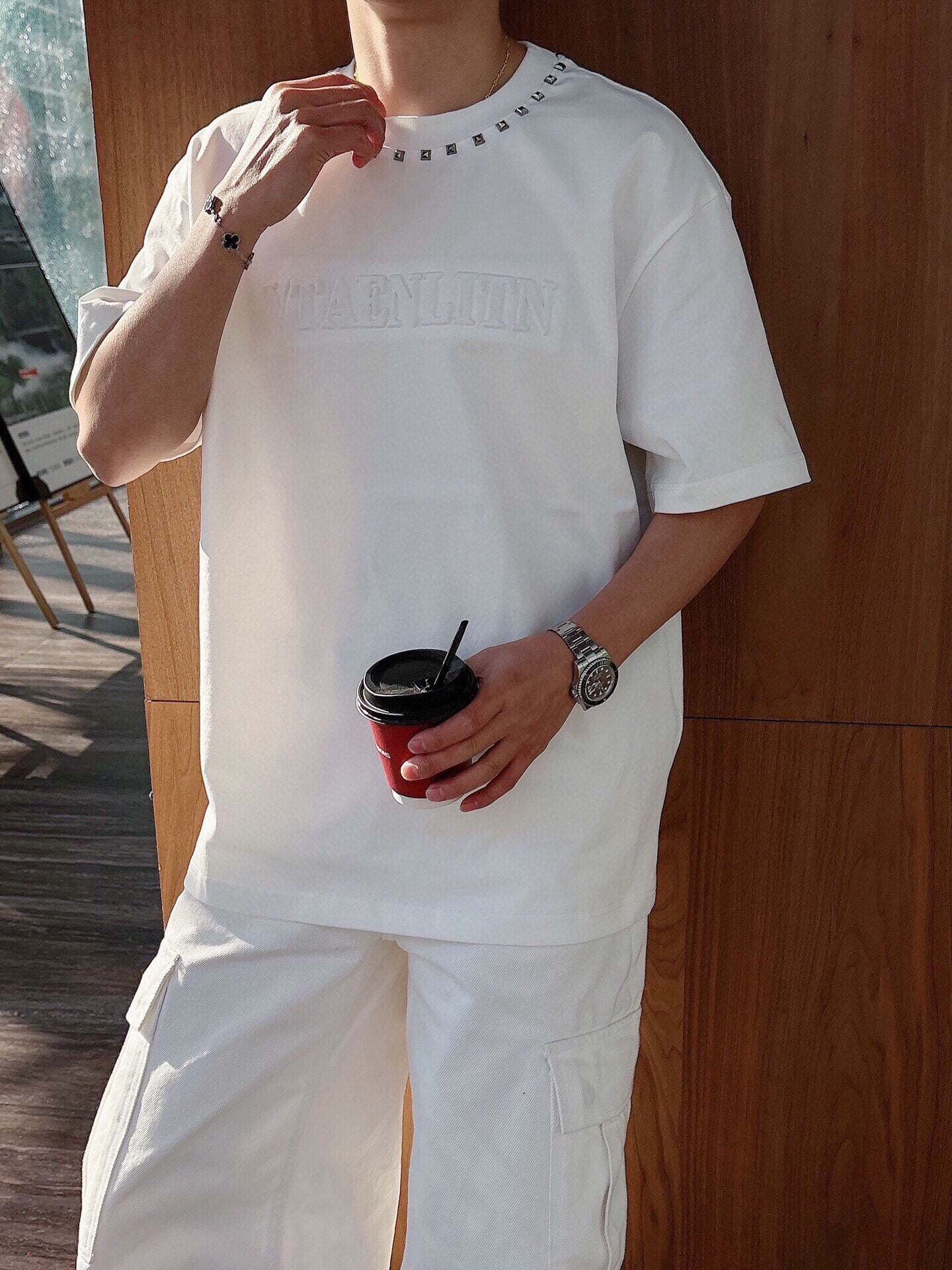 LuxluxHouse Best Quality Clothes Valentino T-shirt