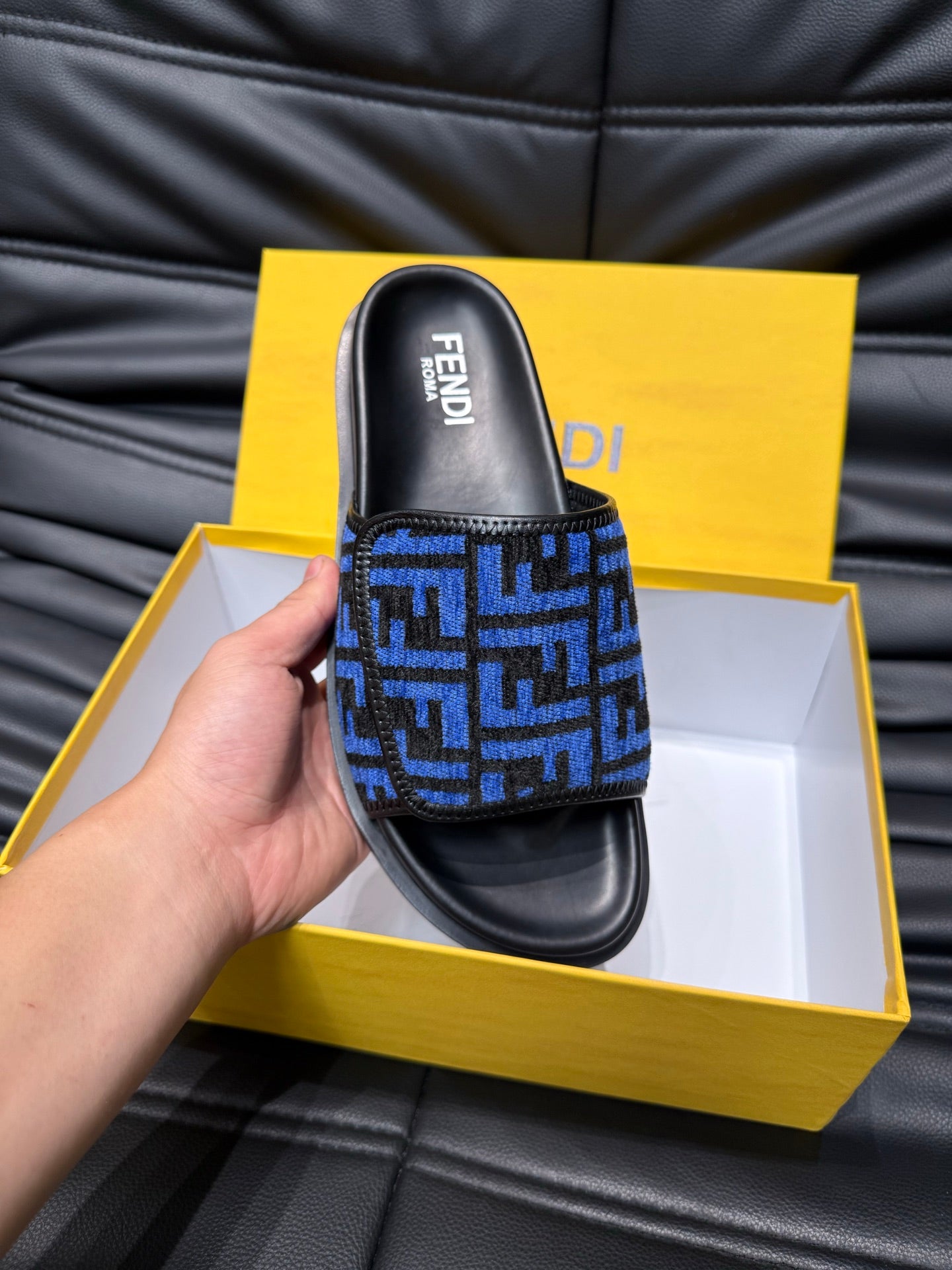 LuxluxHouse Best Quality Sandals Fendi