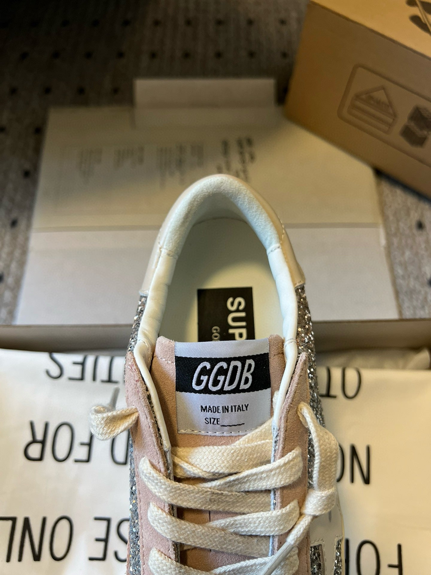 LuxluxHouse Best Quality Shoes Golden Goose