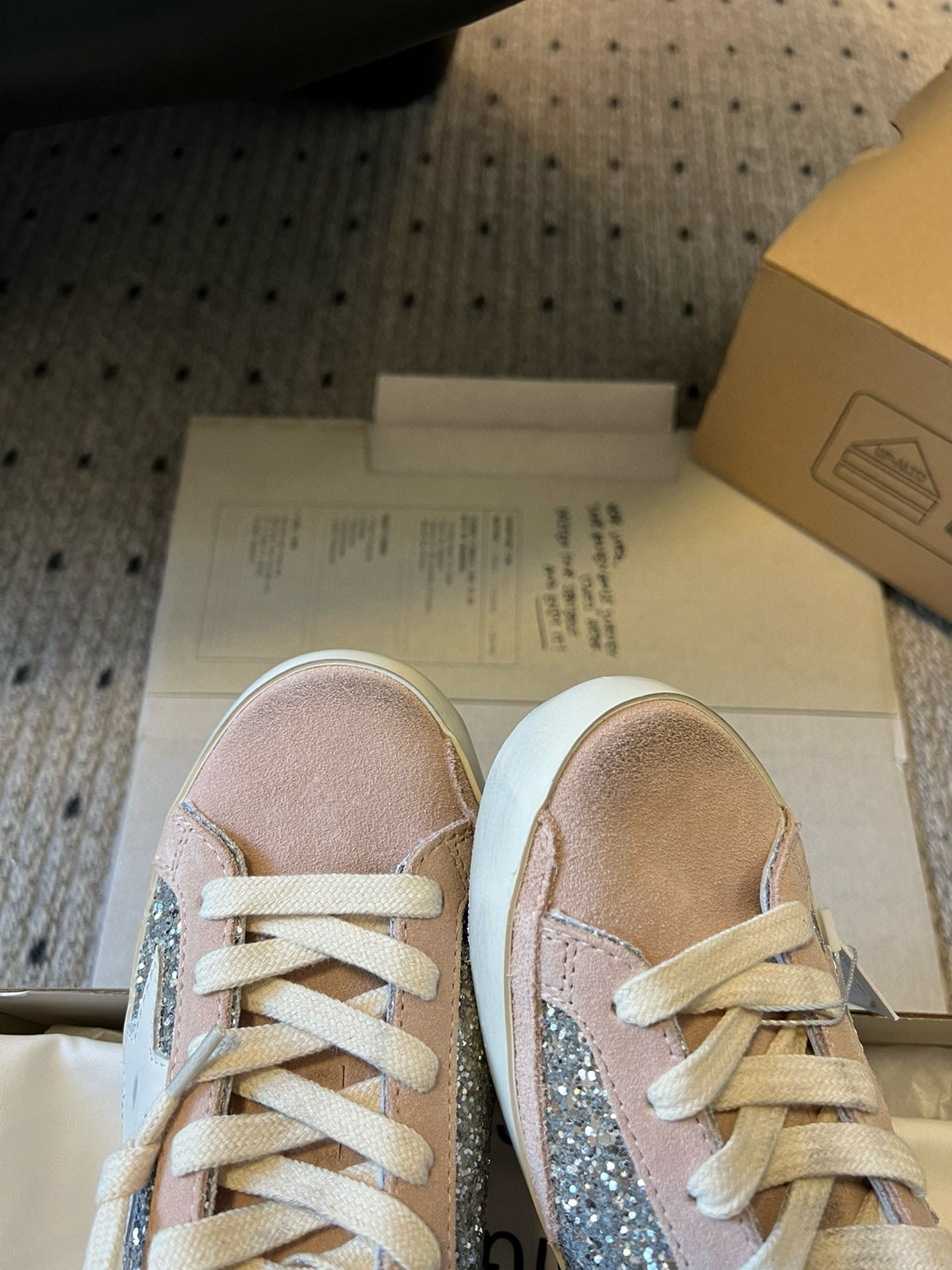 LuxluxHouse Best Quality Shoes Golden Goose