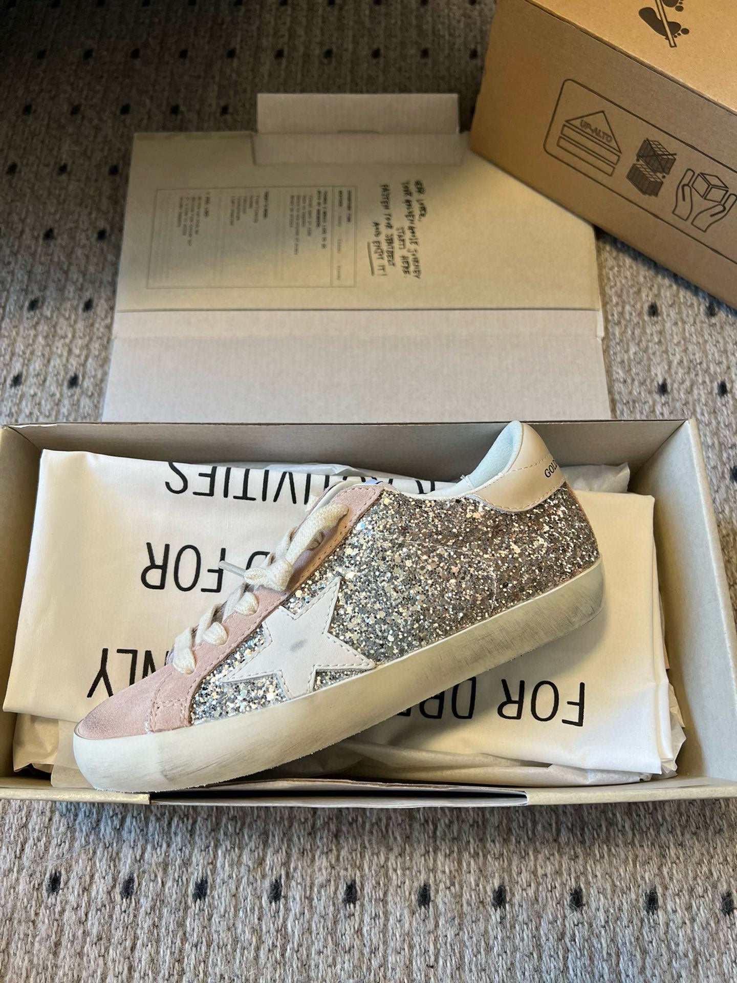 LuxluxHouse Best Quality Shoes Golden Goose