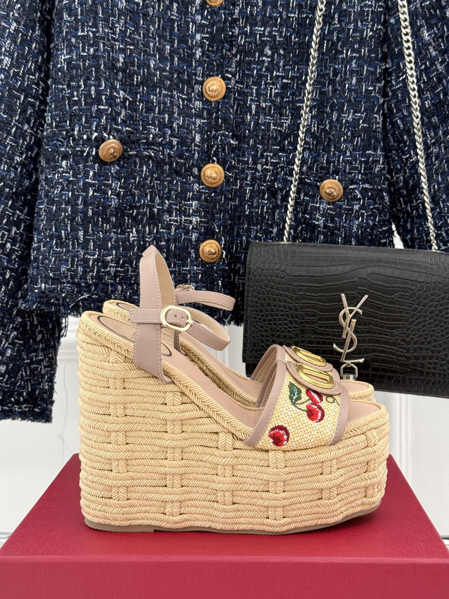 LuxluxHouse Best Quality Valentino Women Shoes