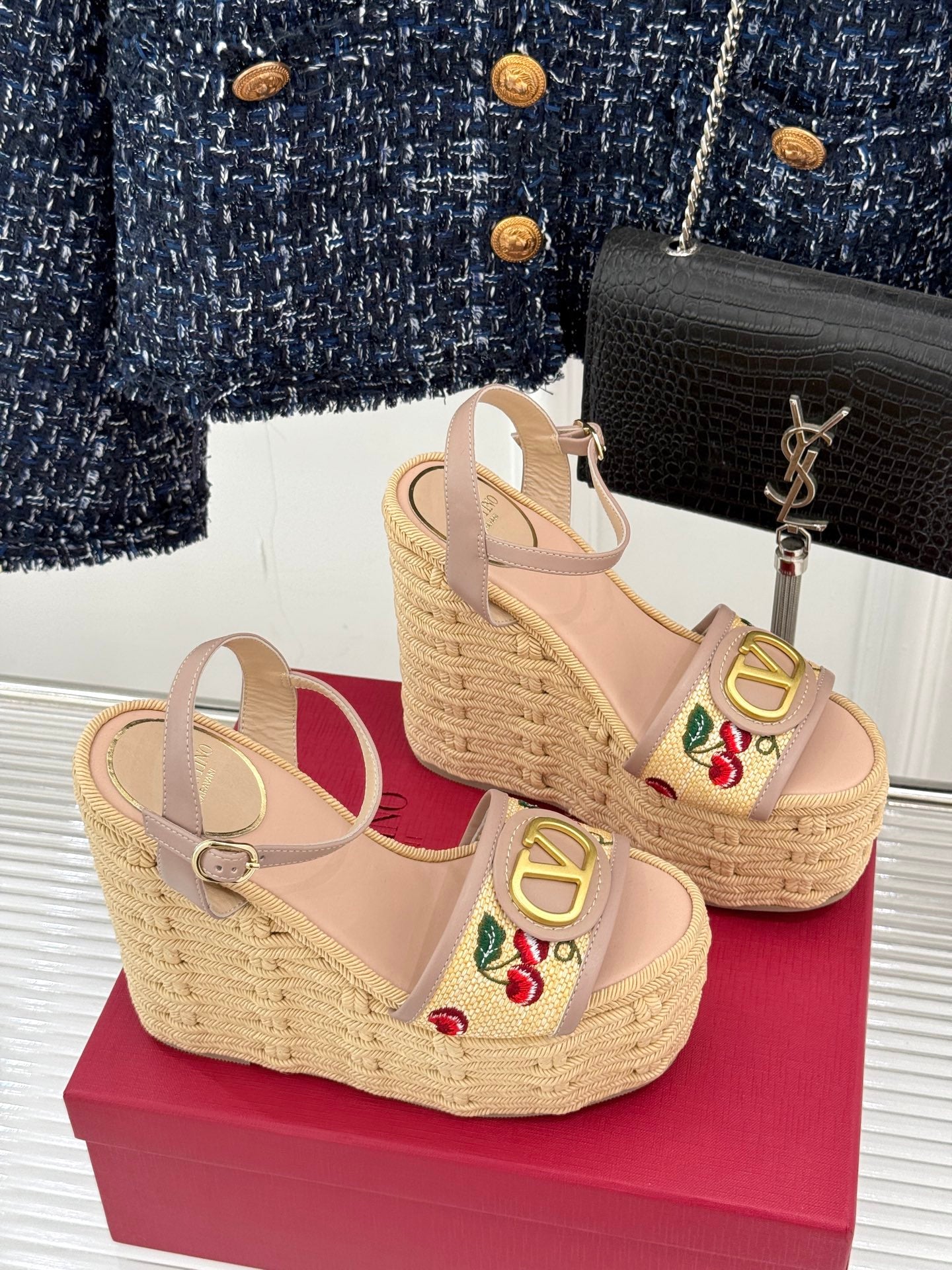 LuxluxHouse Best Quality Valentino Women Shoes