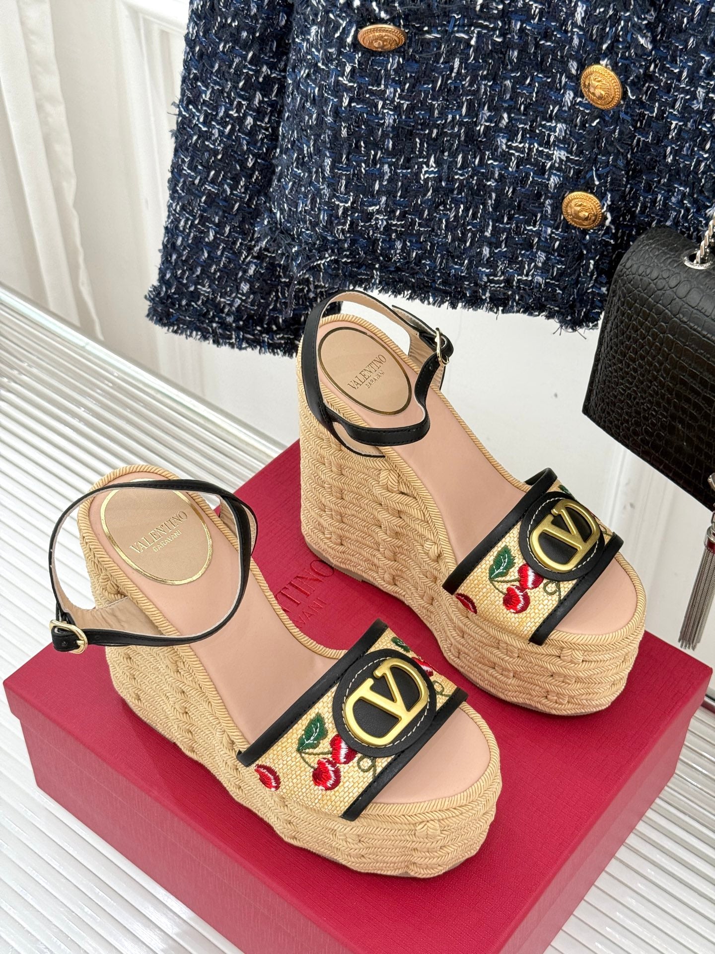 LuxluxHouse Best Quality Valentino Women Shoes