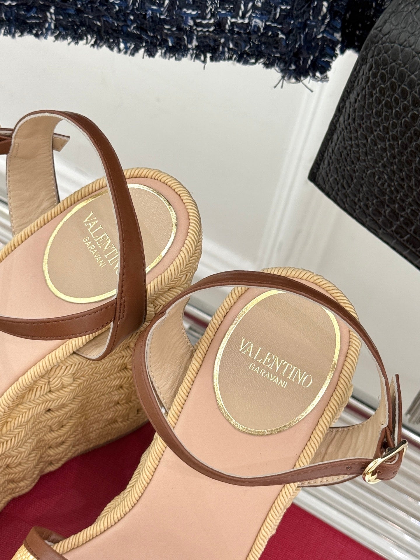 LuxluxHouse Best Quality Valentino Women Shoes