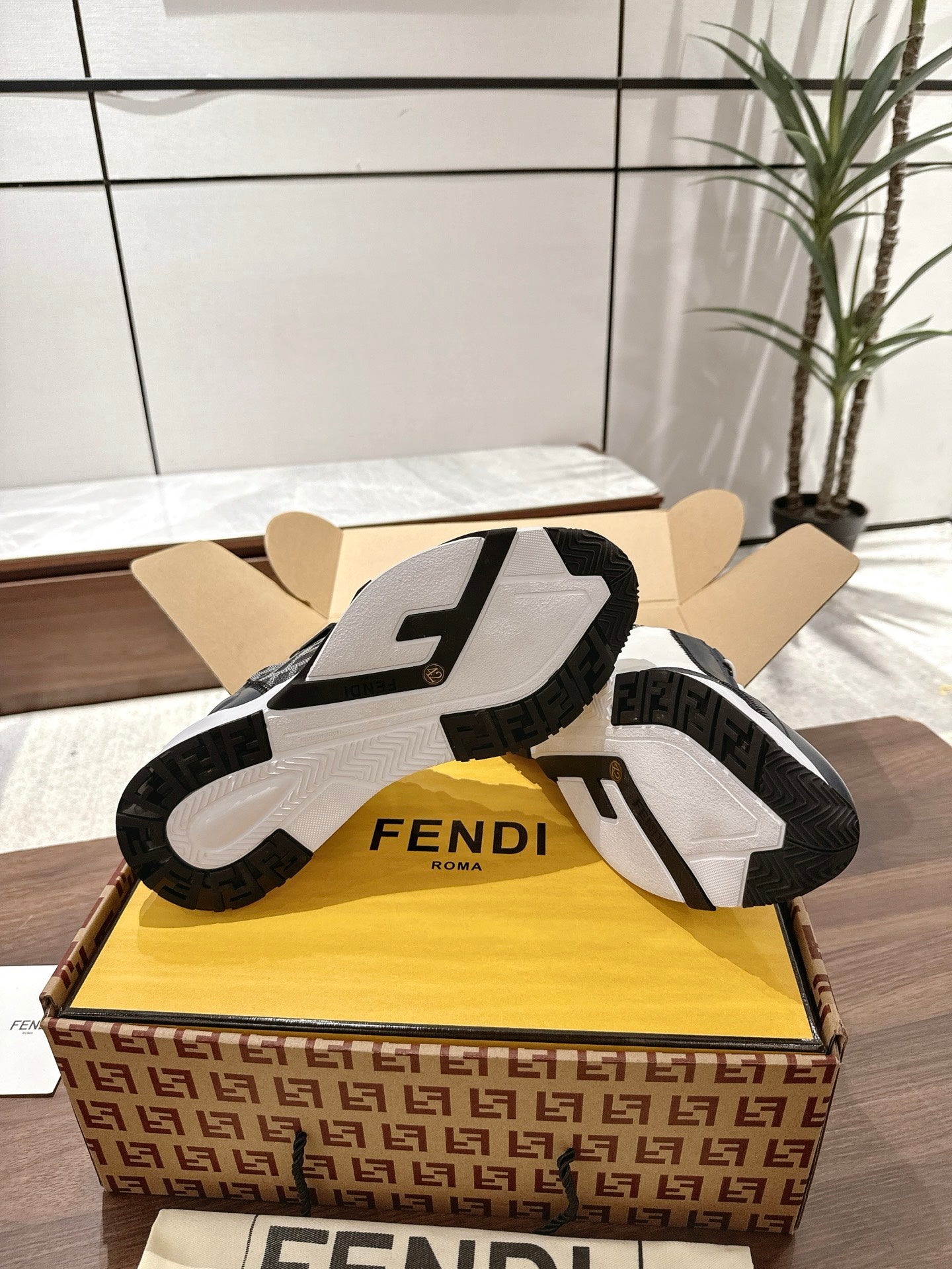 LuxluxHouse Best Quality Fendi Women Shoes