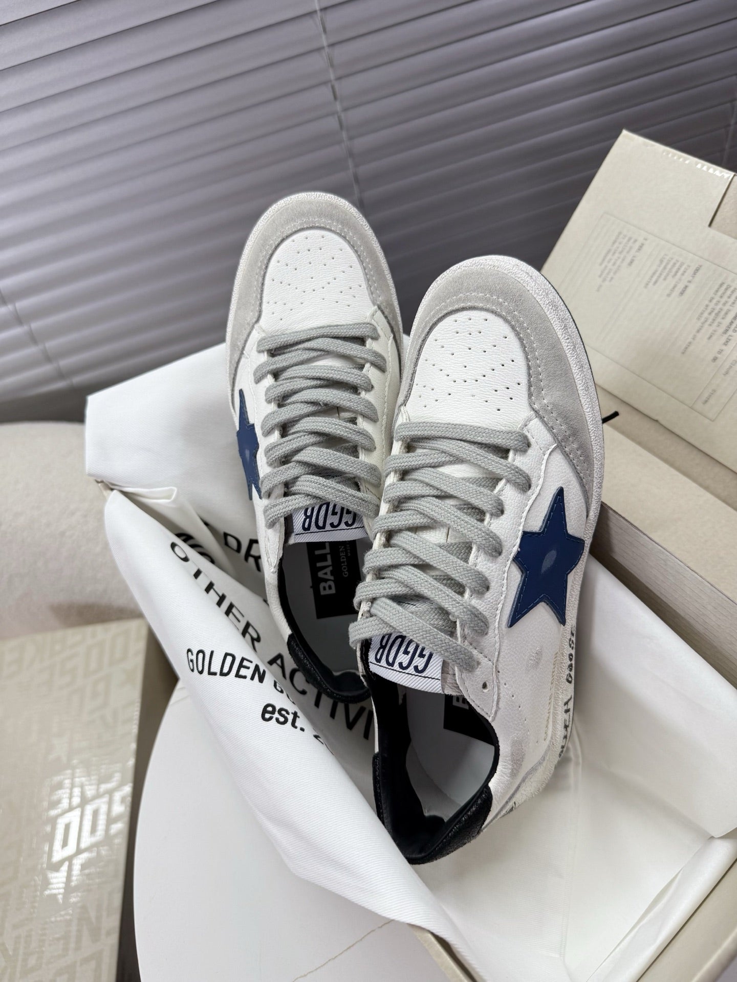 LuxluxHouse Best Quality Shoes Golden Goose