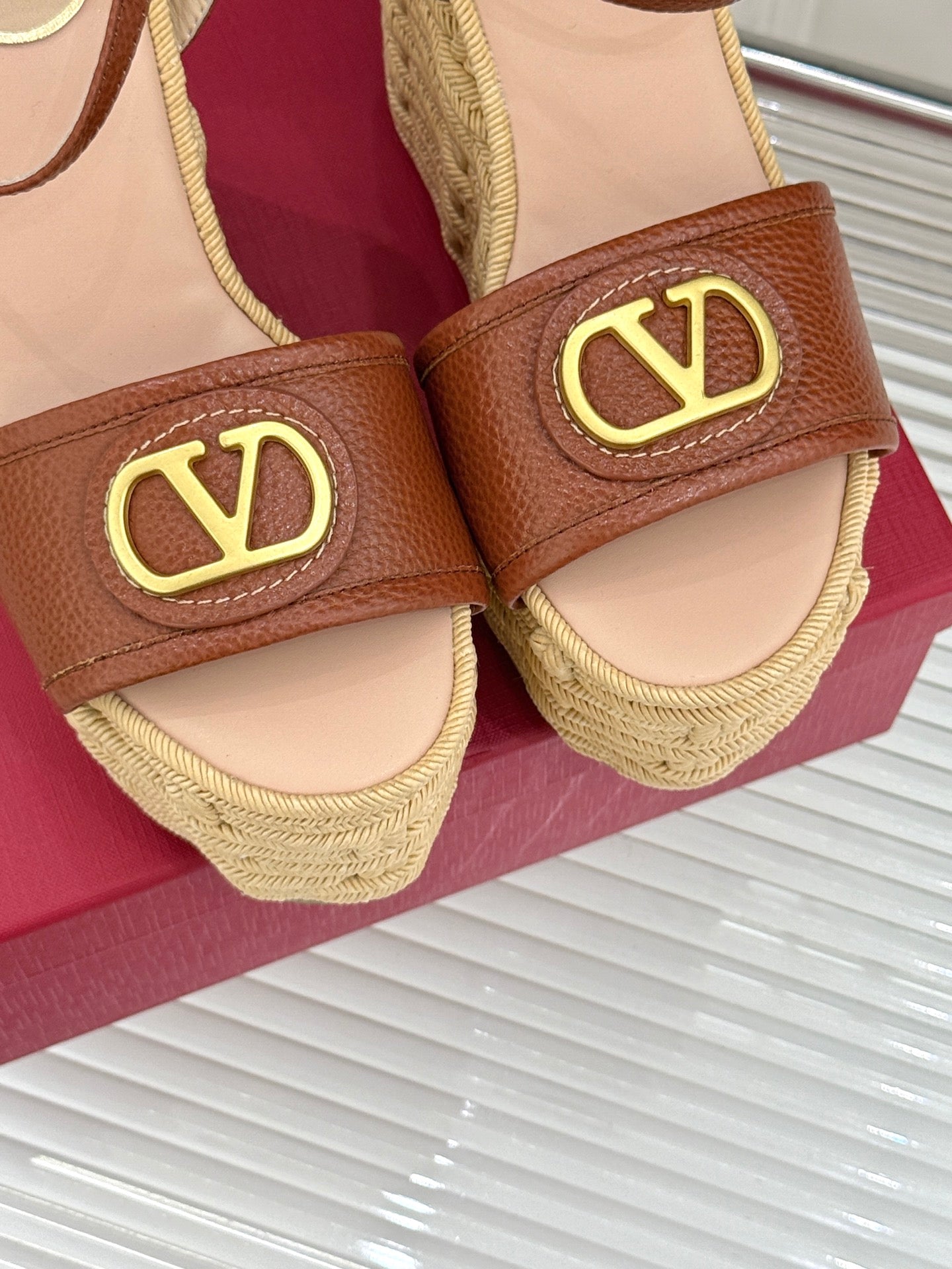LuxluxHouse Best Quality Valentino Women Shoes