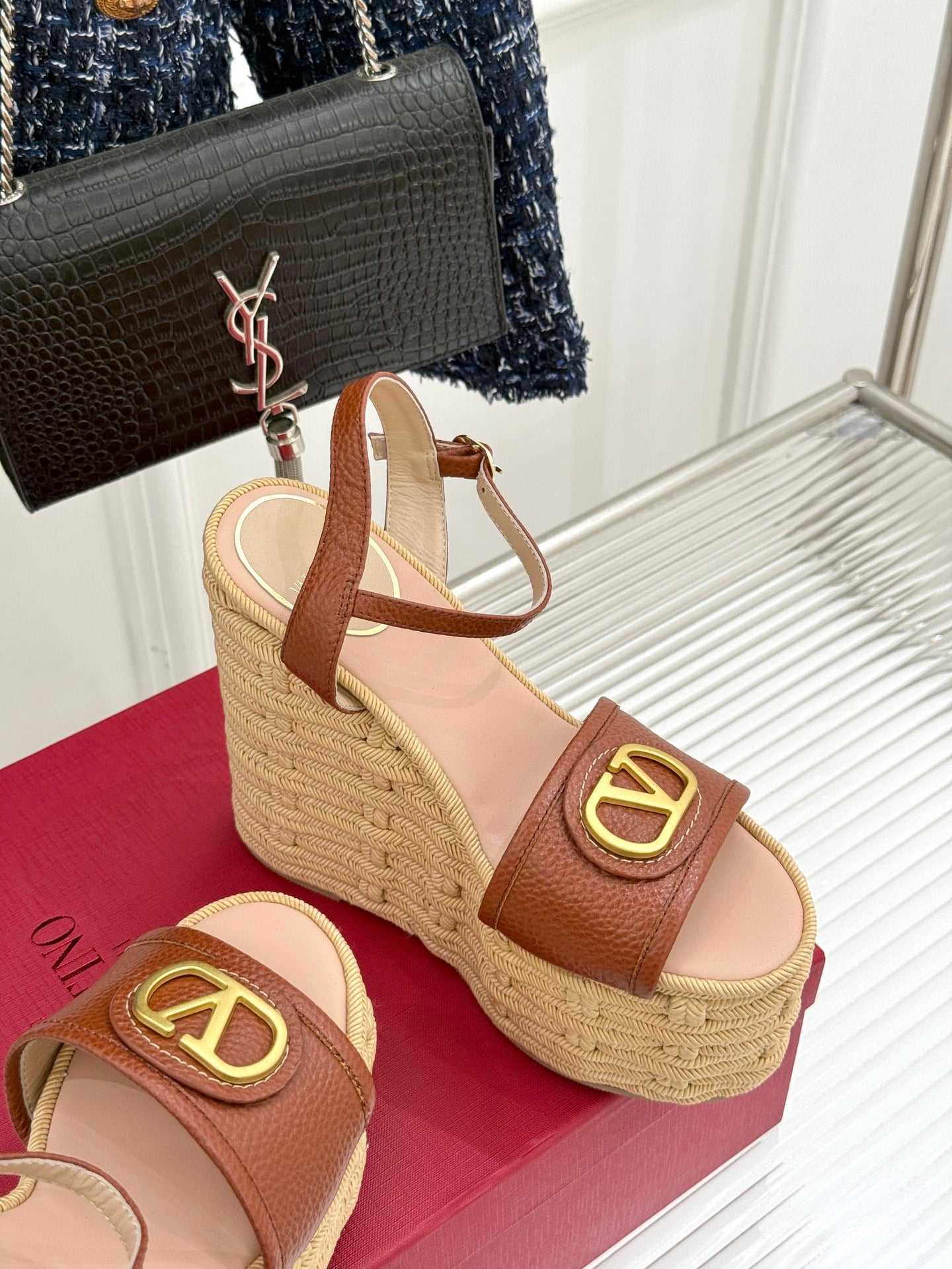 LuxluxHouse Best Quality Valentino Women Shoes