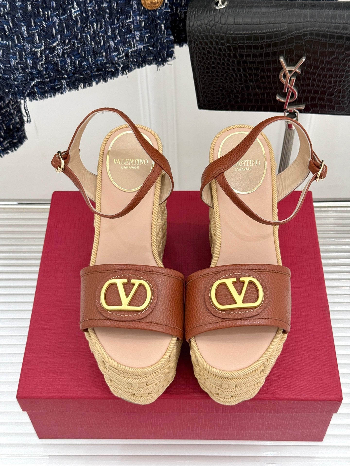 LuxluxHouse Best Quality Valentino Women Shoes